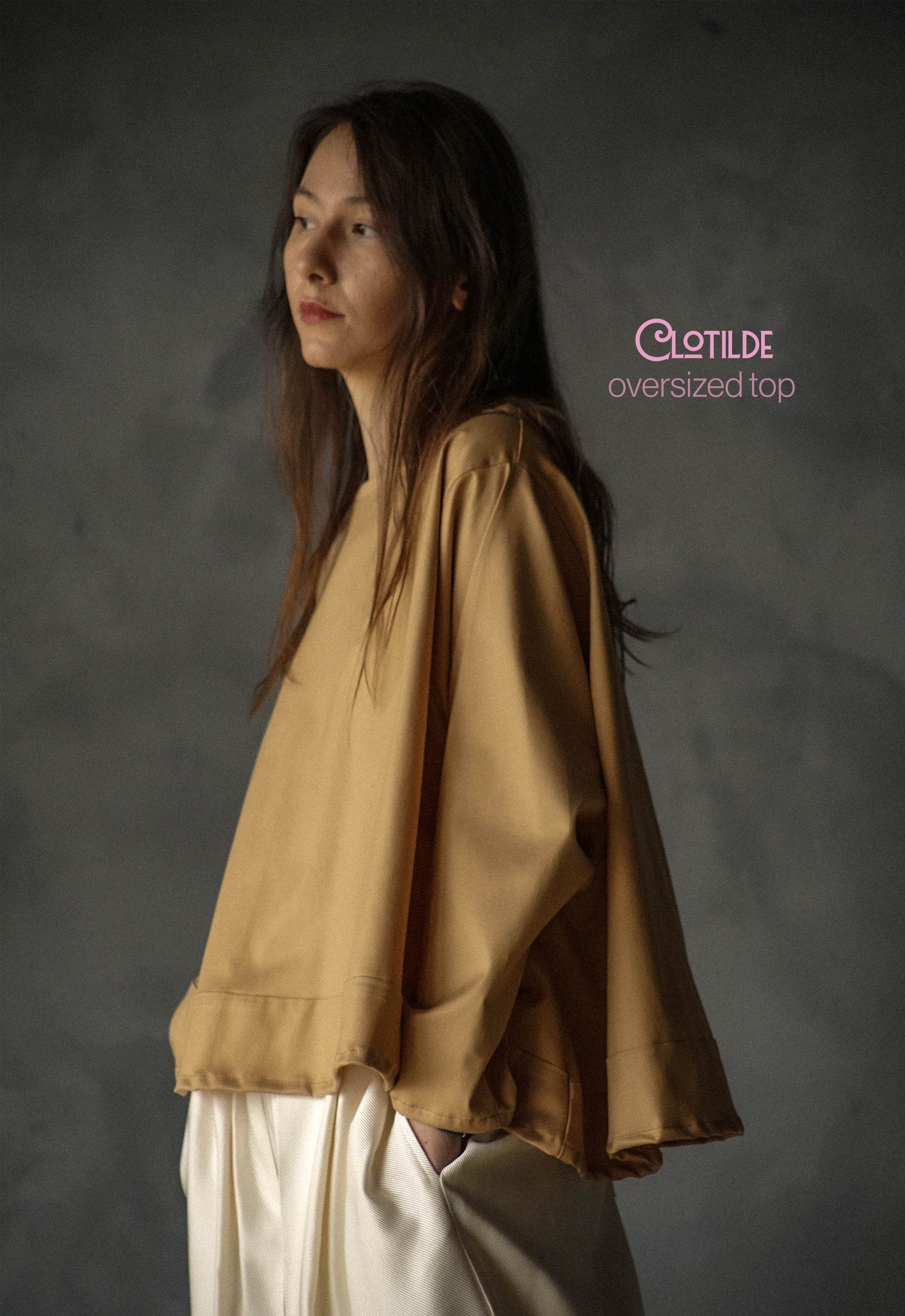 Clotide Oversized Top