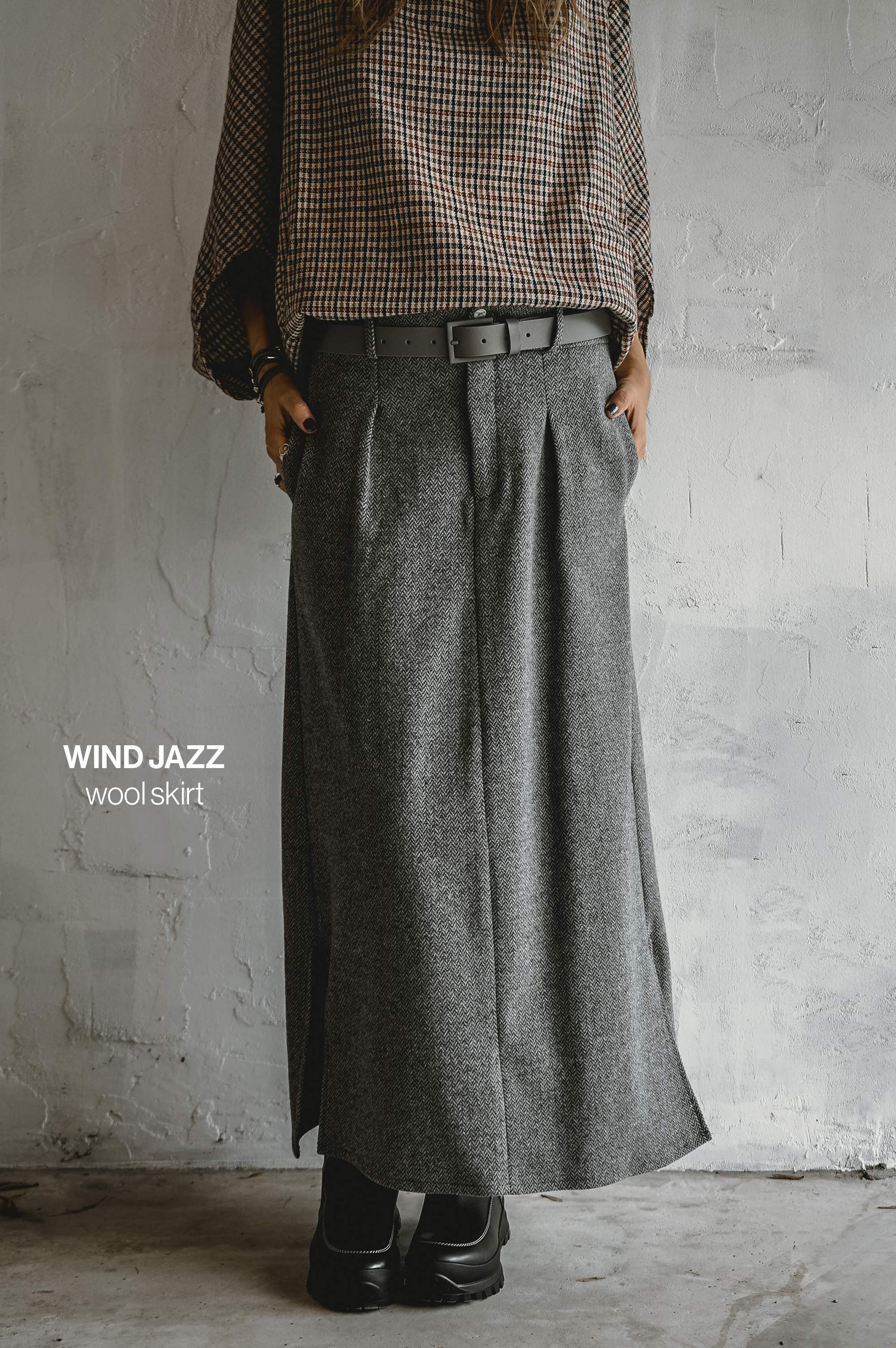 Wind Jazz Wool Skirt