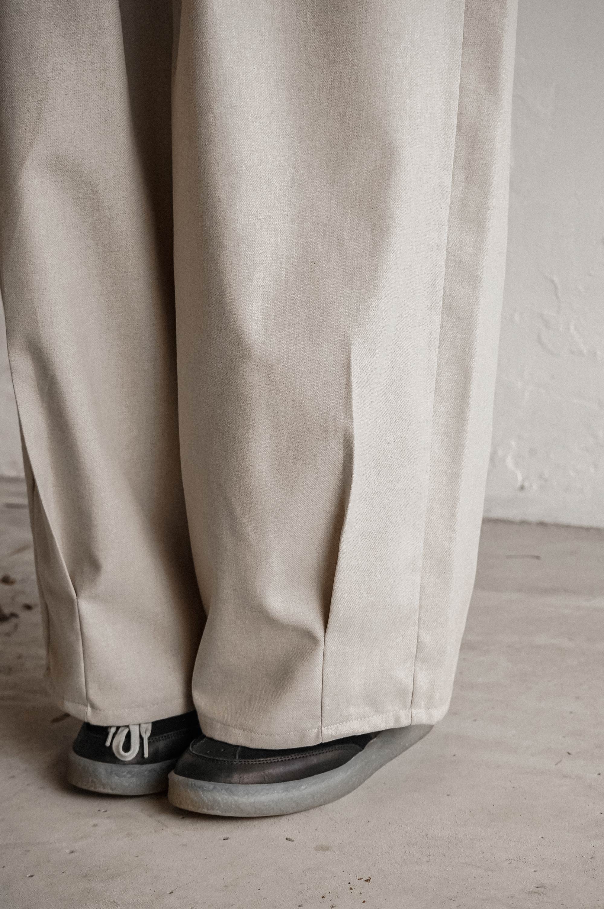 Soft Wool Pleated Trousers
