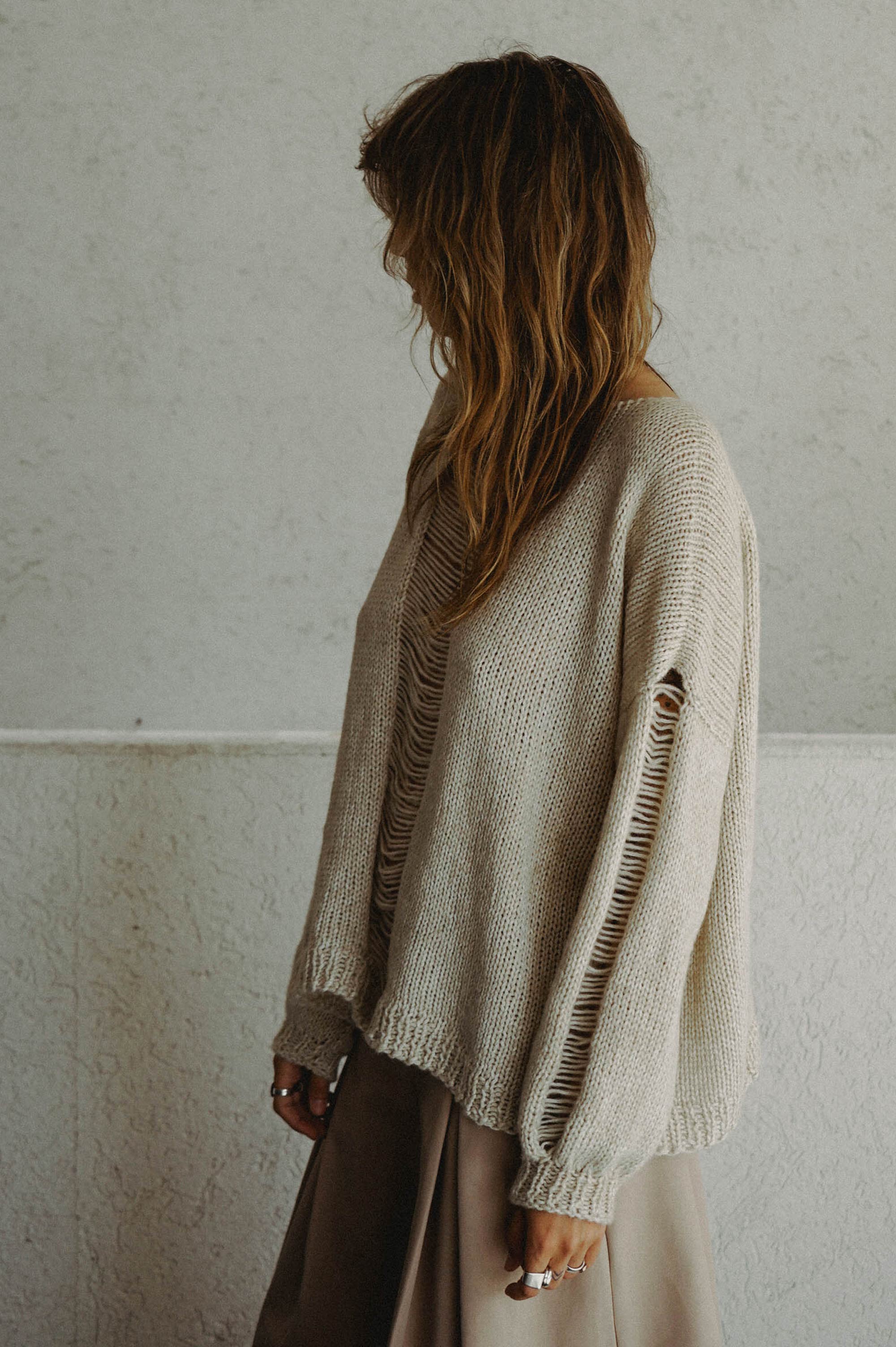 Horizontal O Hand Knitted Top
