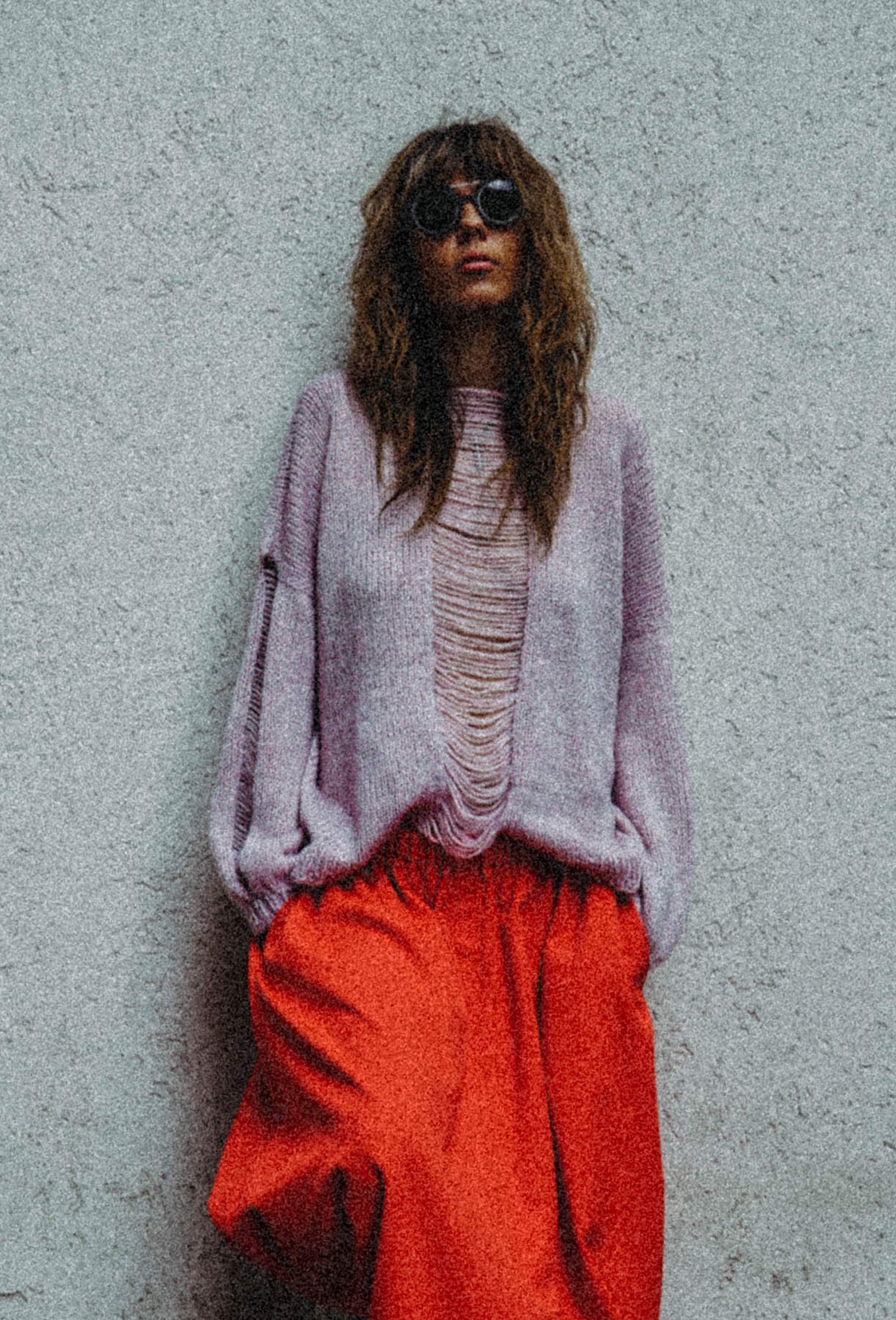 Vertical no 9 HAND KNITTED TOP