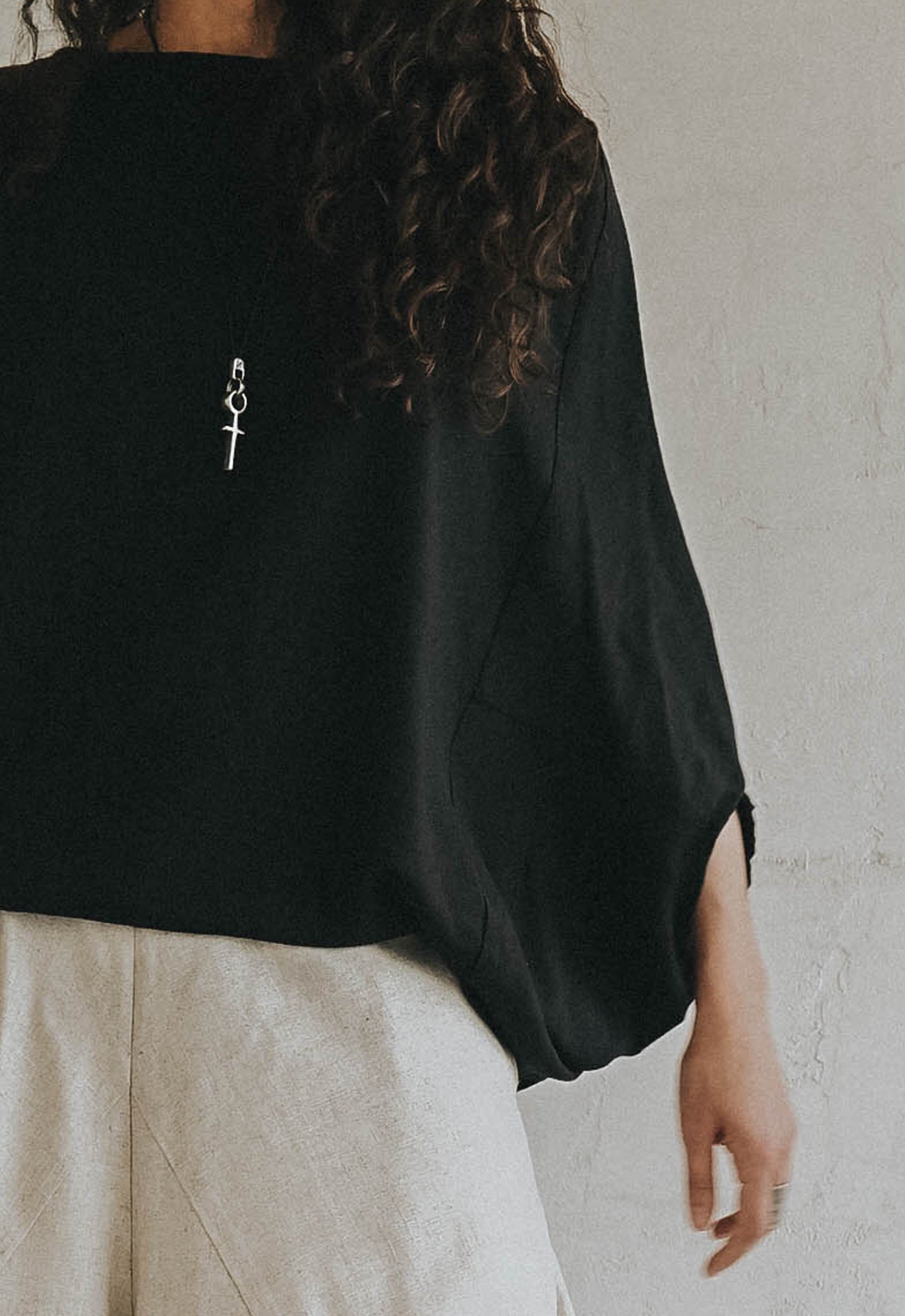 Smoke Root Linen Top