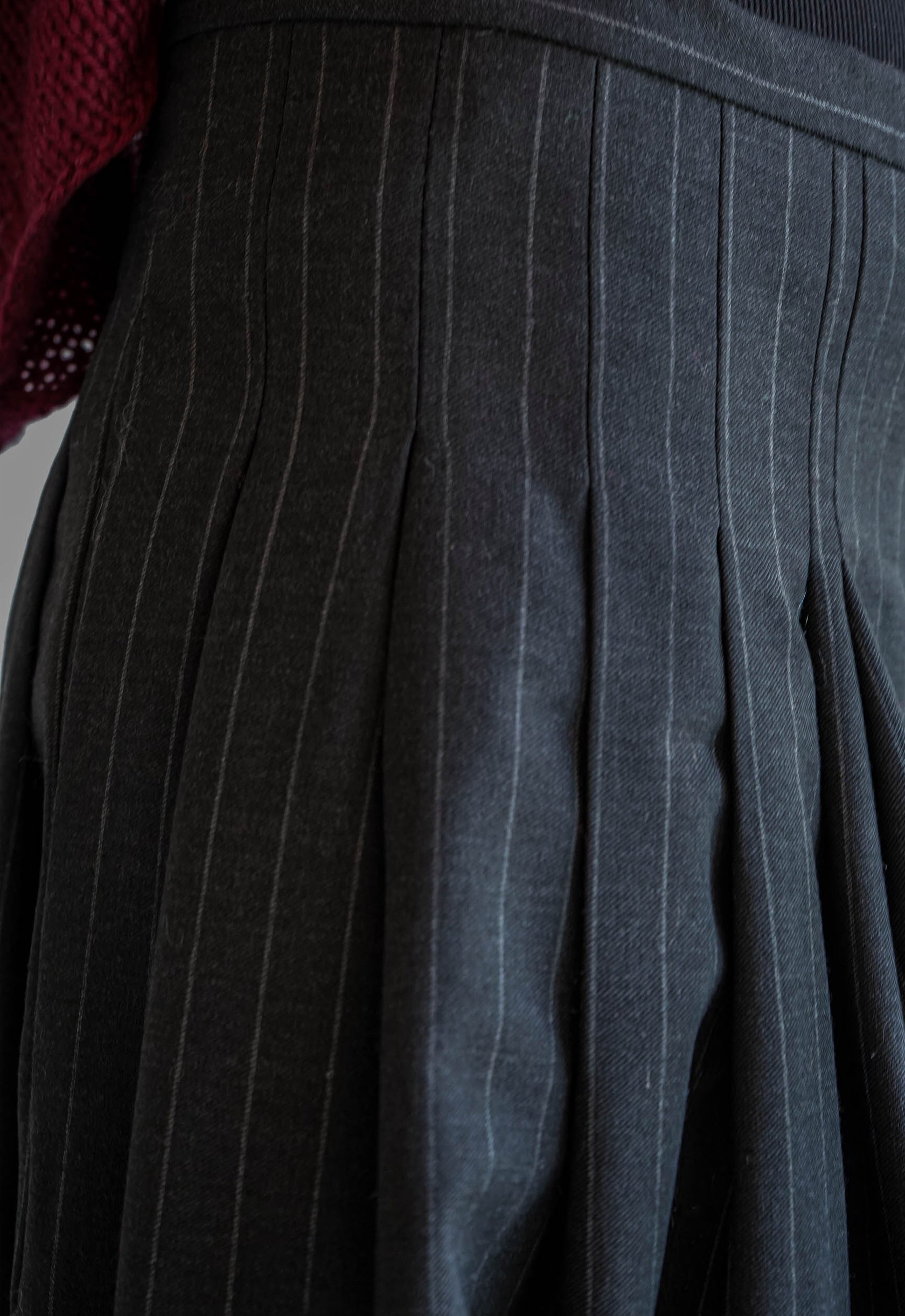 Shiver Line Skirt