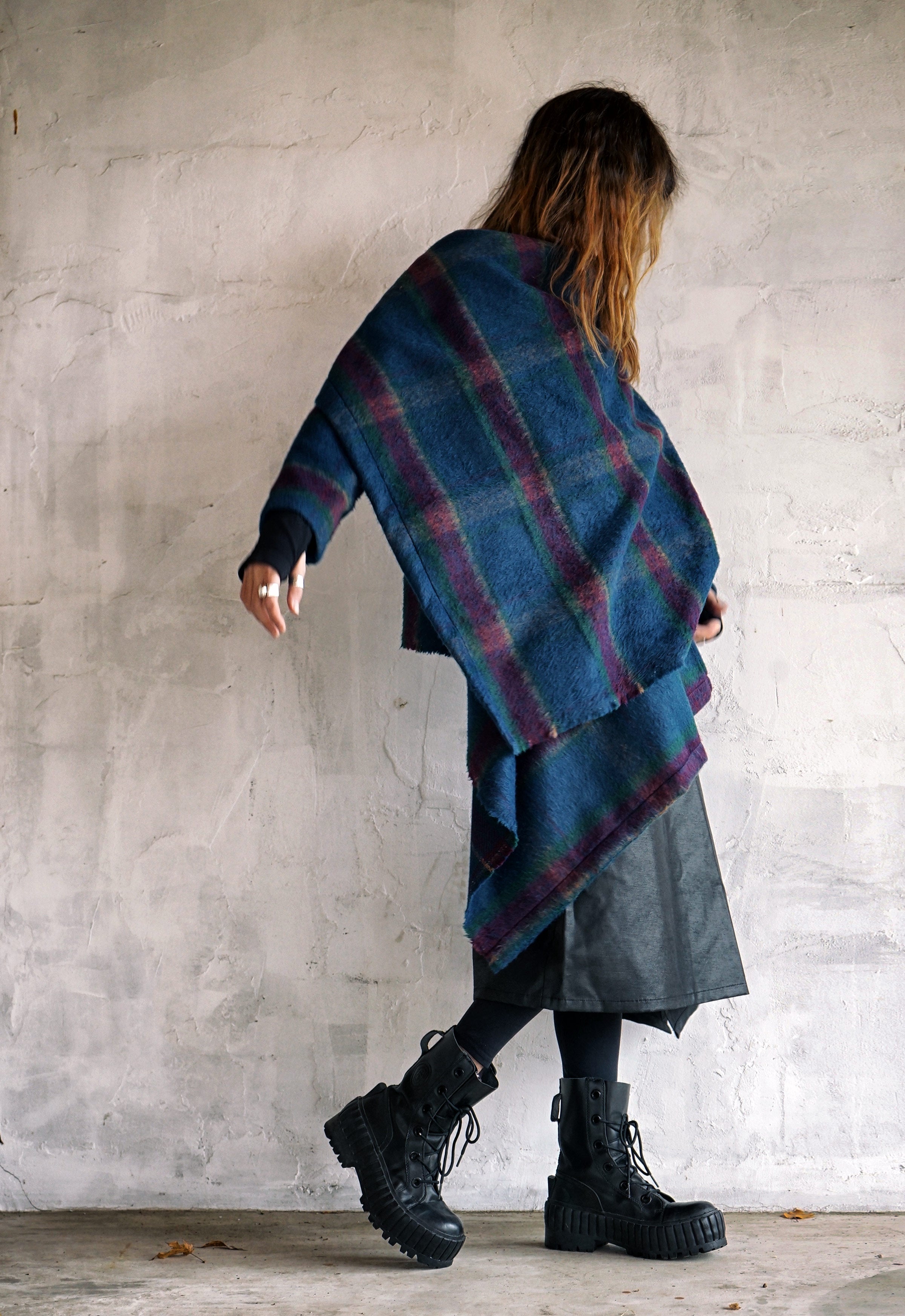 Wool Shawl (Midnight plaid)