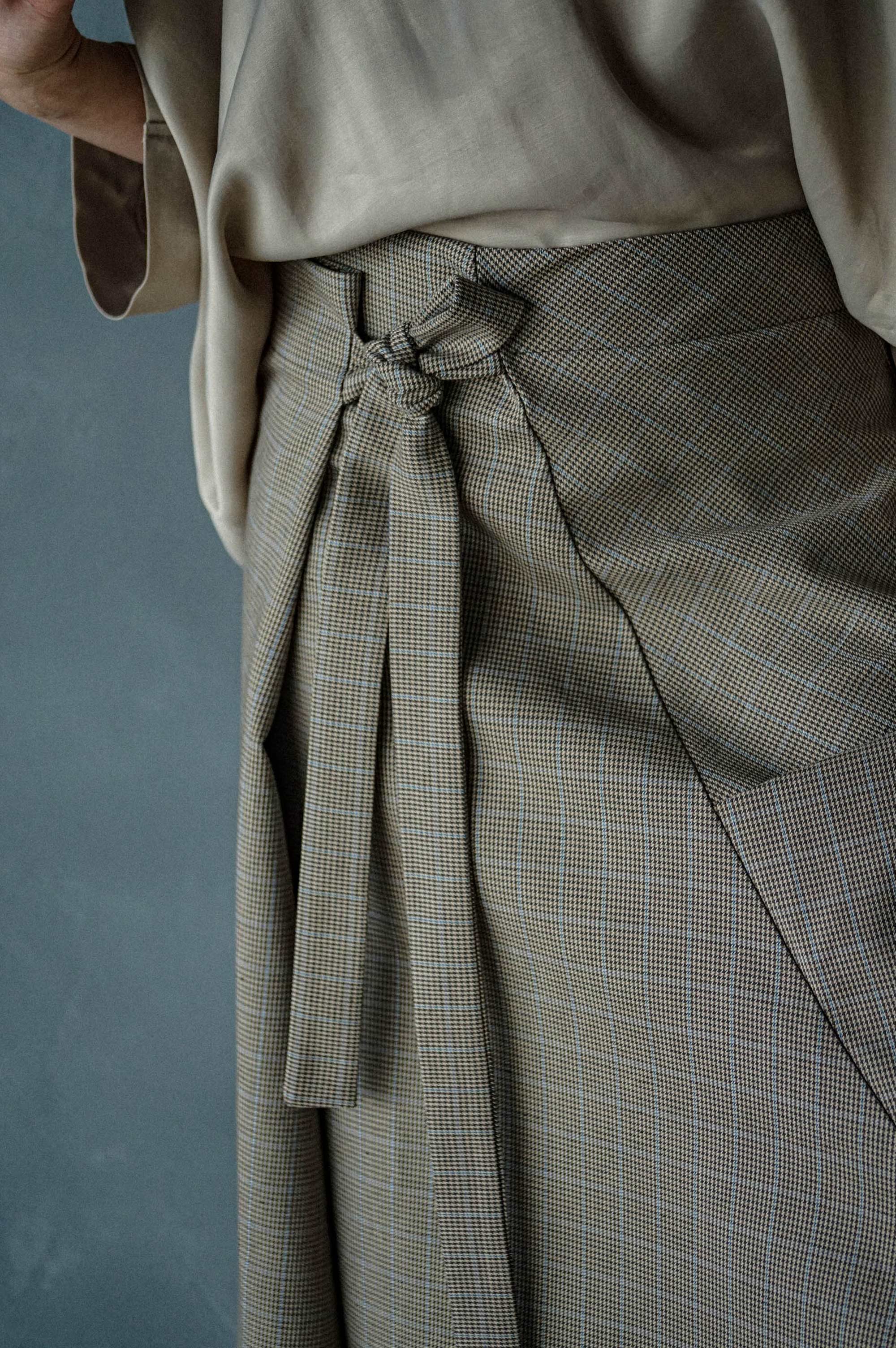 AGE OF PHASE SKIRT