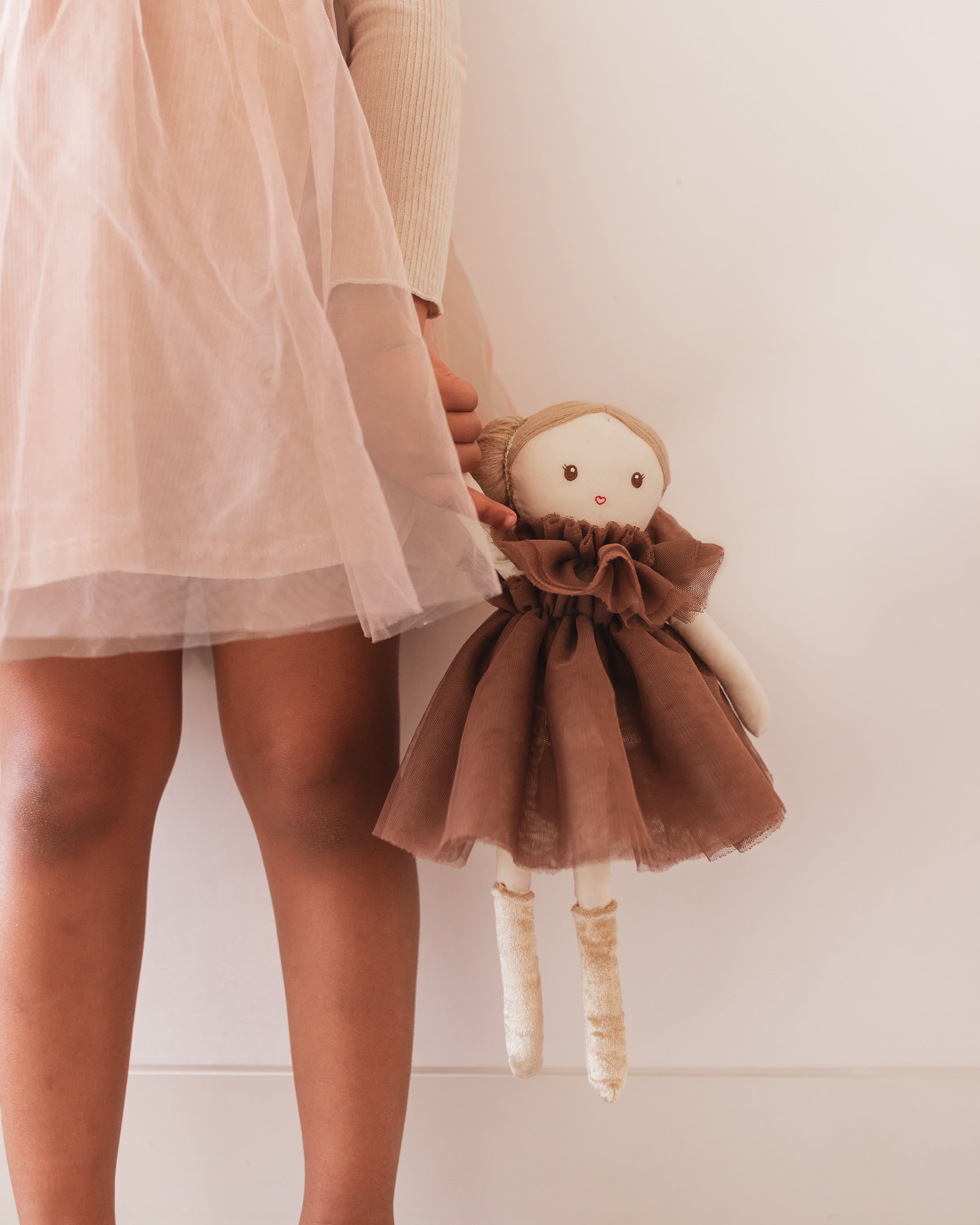 Dollies - Maggie Lu