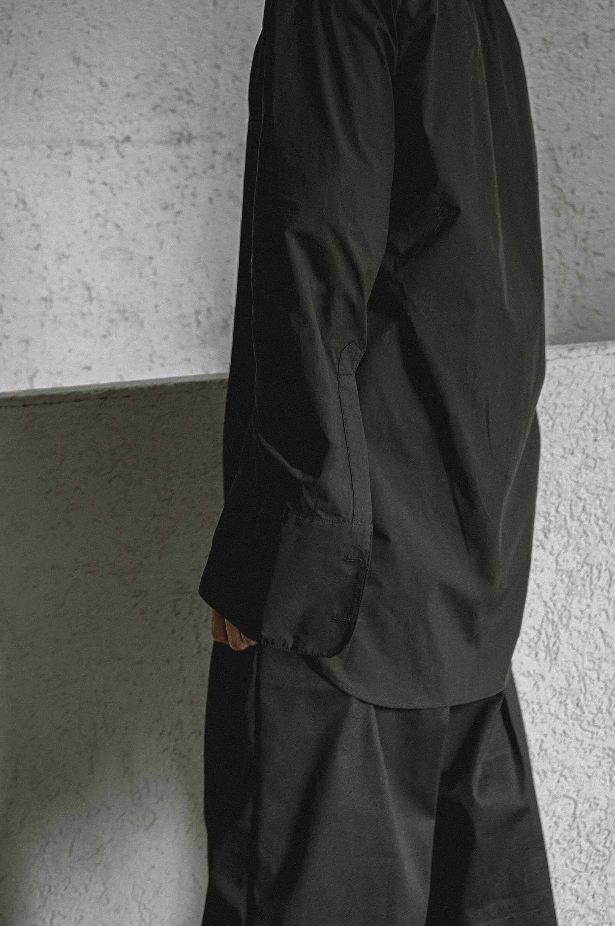 Oversized long-sleeve shirt