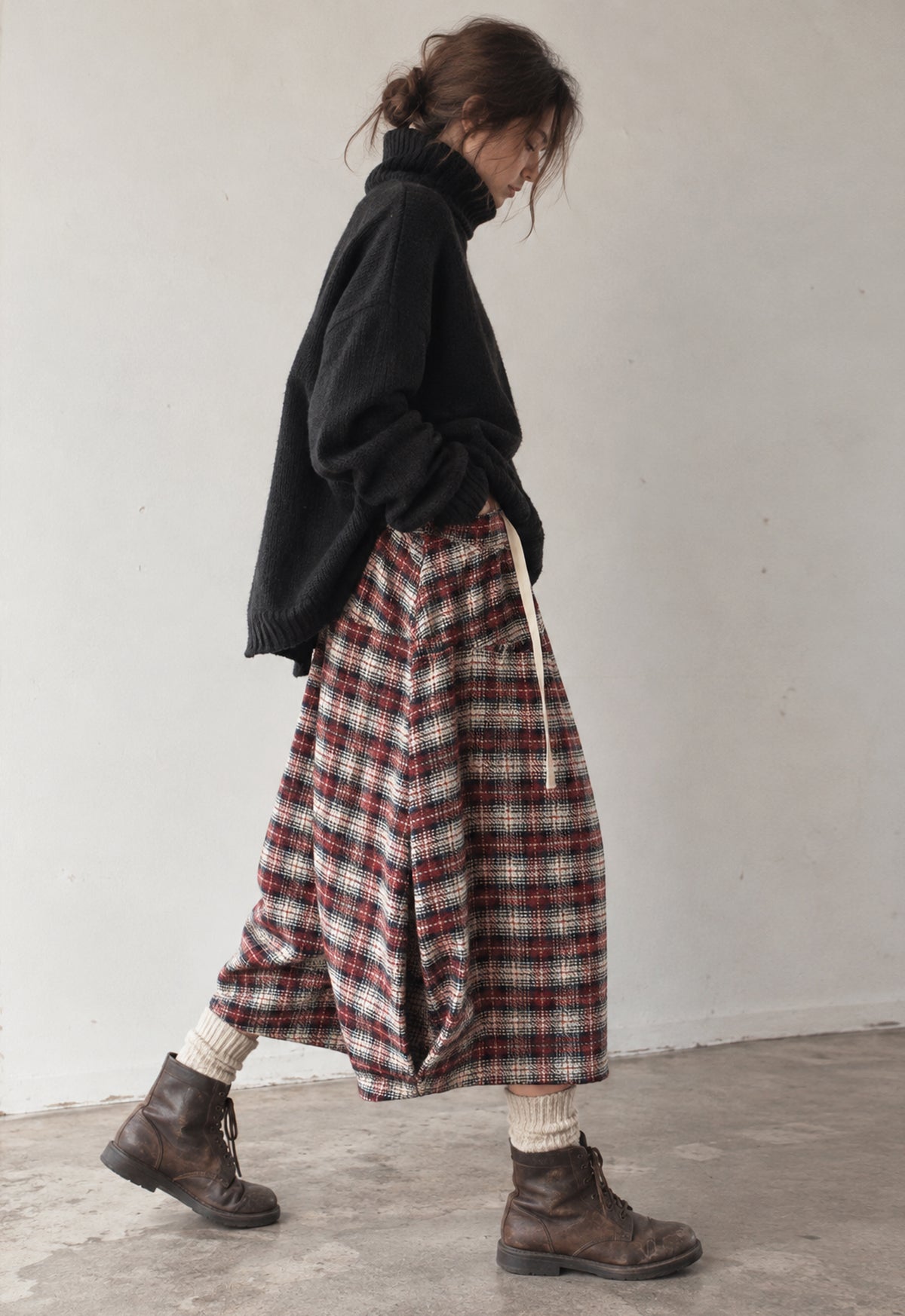 THE HARLEQUIN TROUSERS