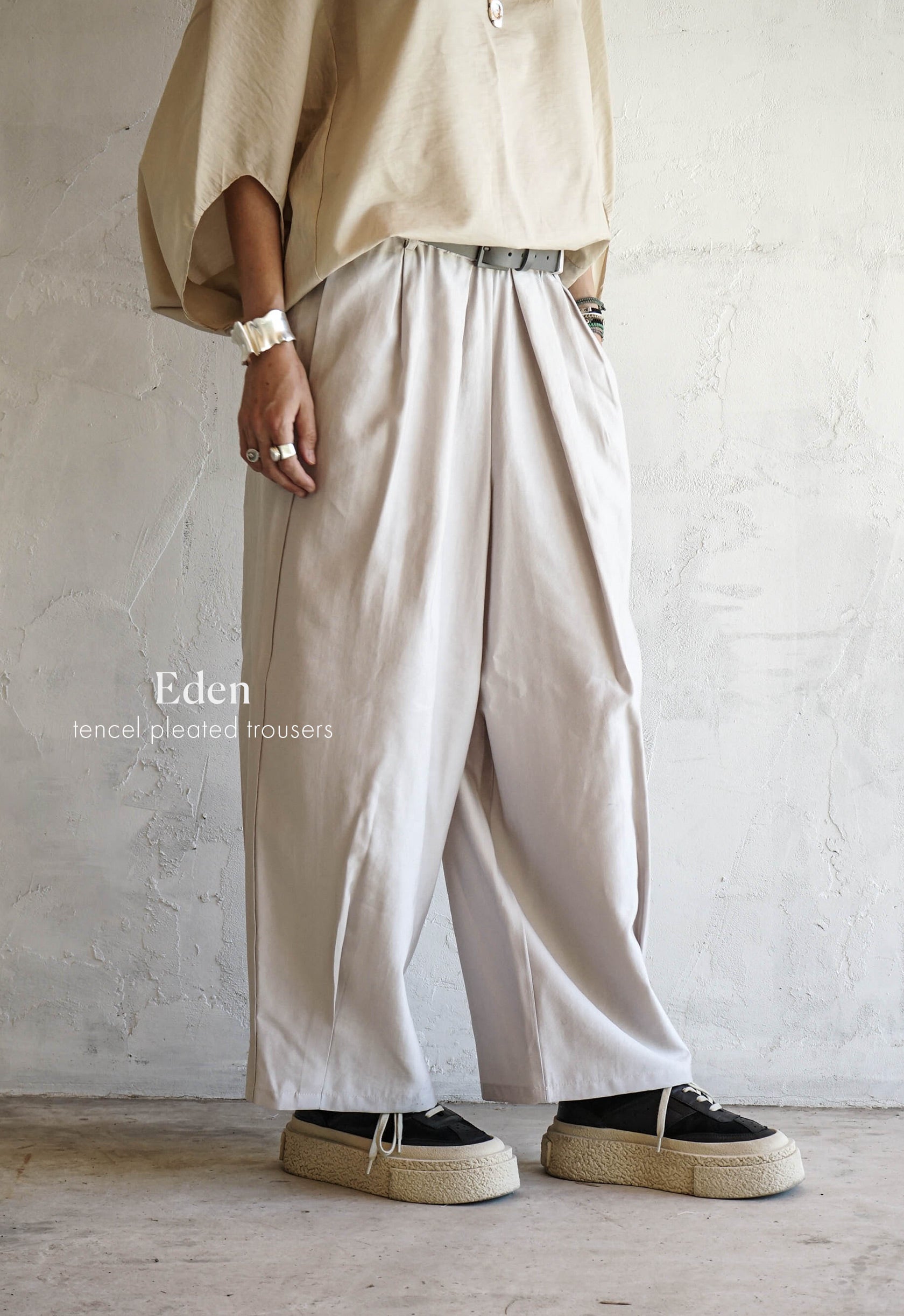 Eden Pleated trousers