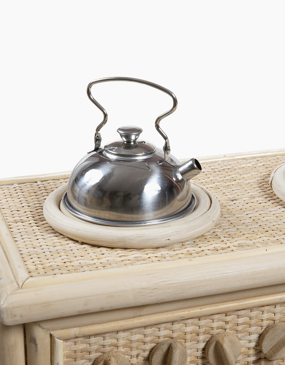 Kettle and its pouch