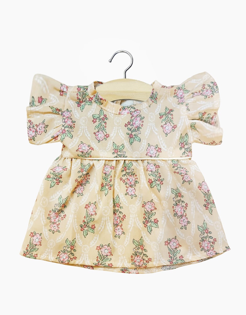 Yze and her Daisy Dress