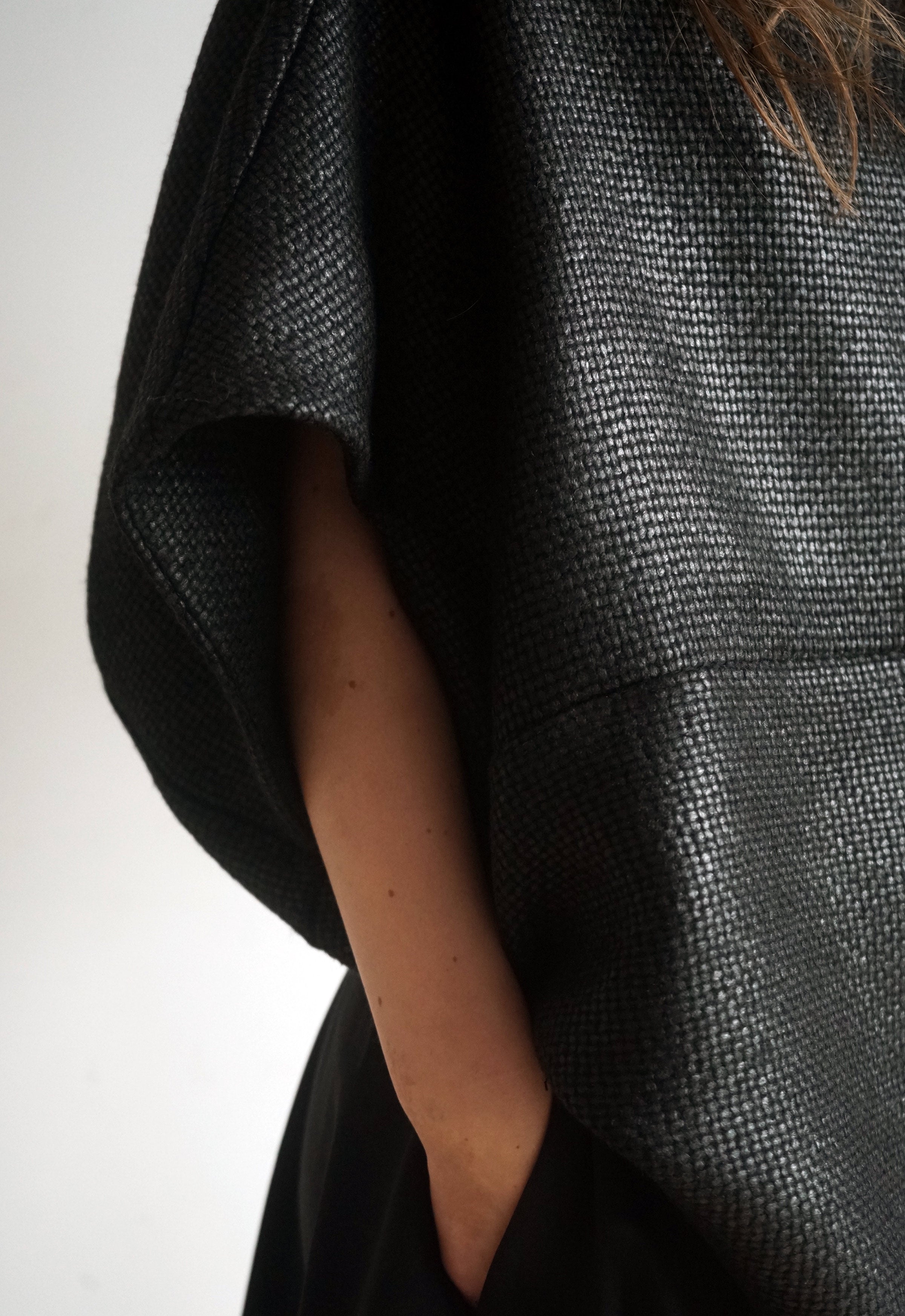 CHARCOAL SILK & WOOL TOP