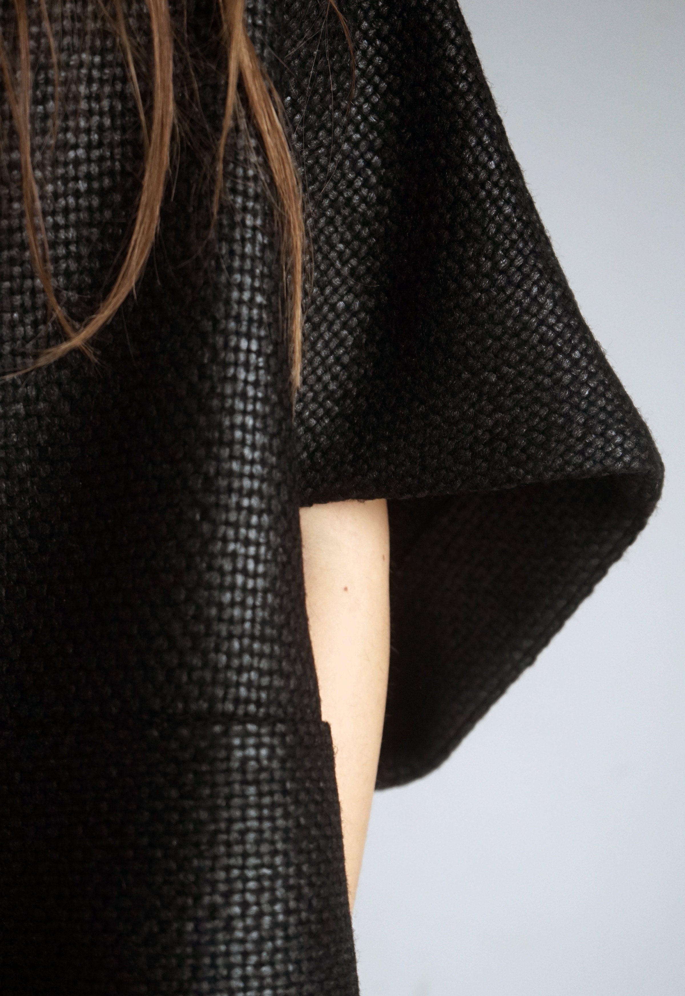 CHARCOAL SILK & WOOL TOP