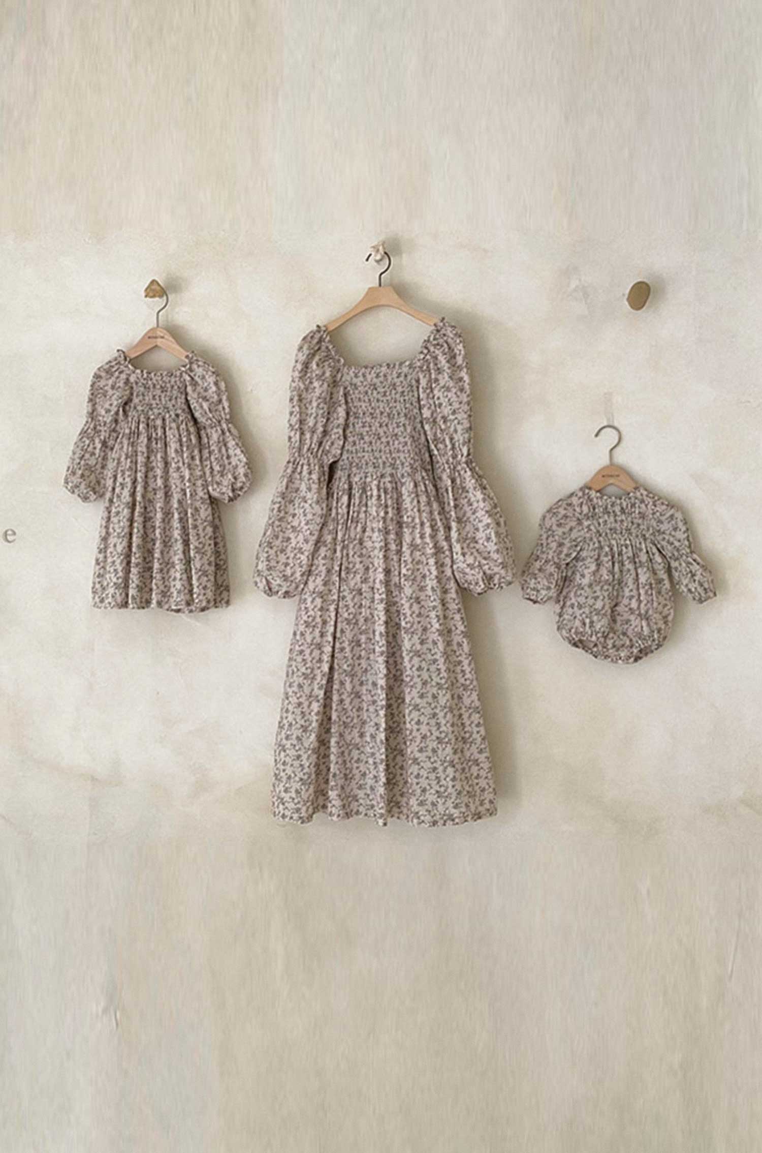 Mom Daisy Dress (Flower)