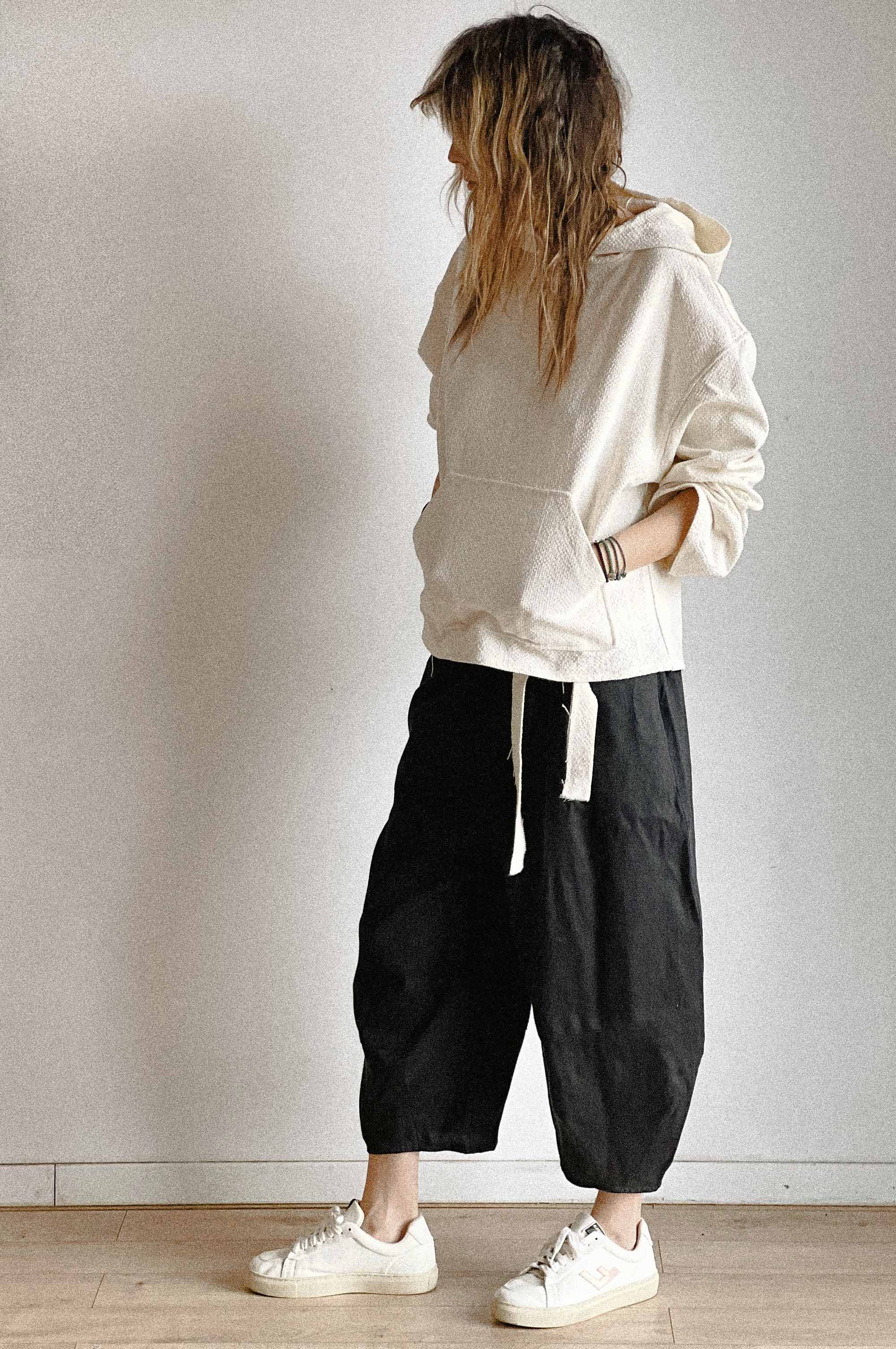 NOMADIC MOOD HOODIE