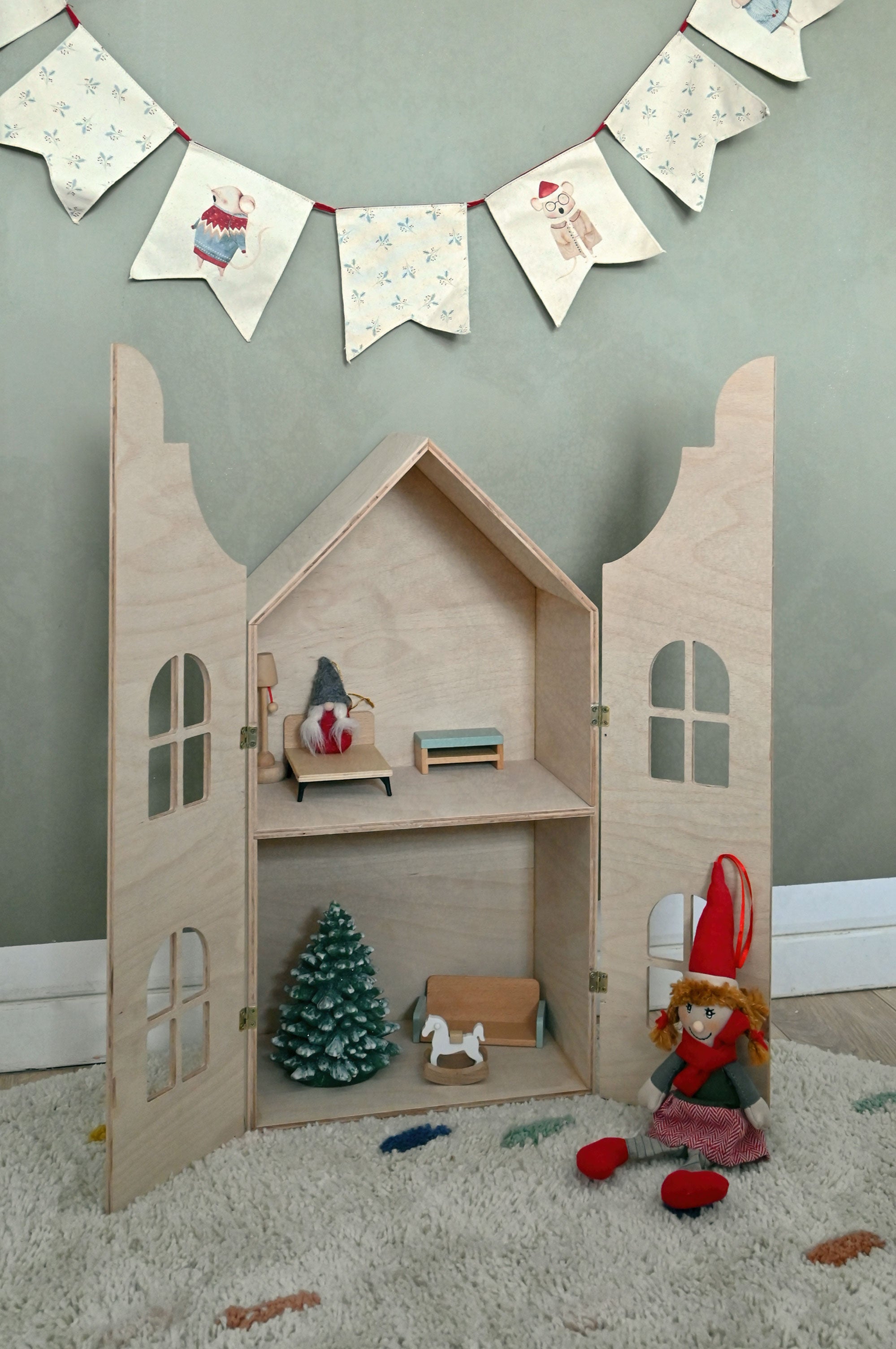 Sarphatistraat 195 Wooden Dutch Doll House
