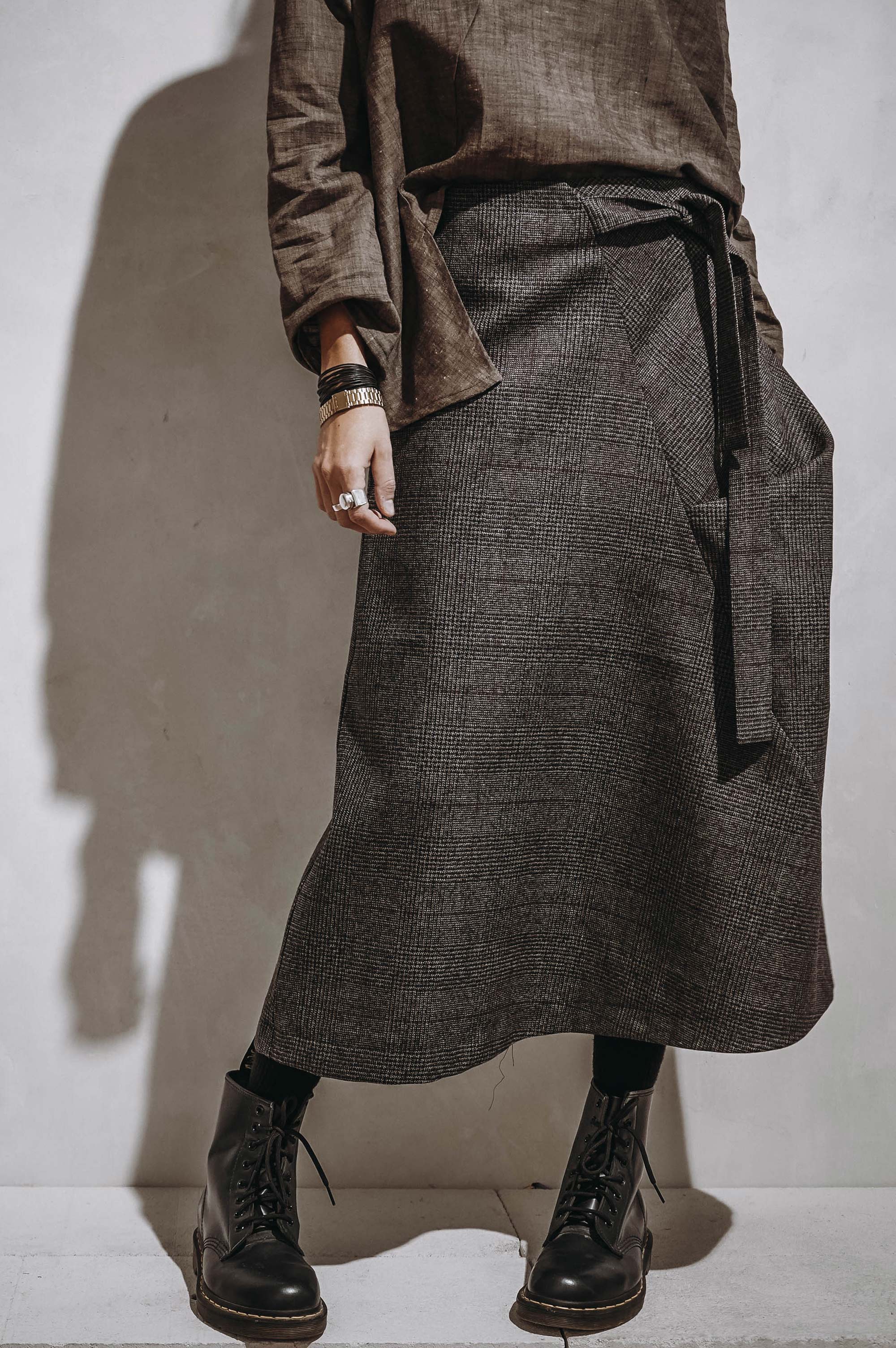So she says wool skirt