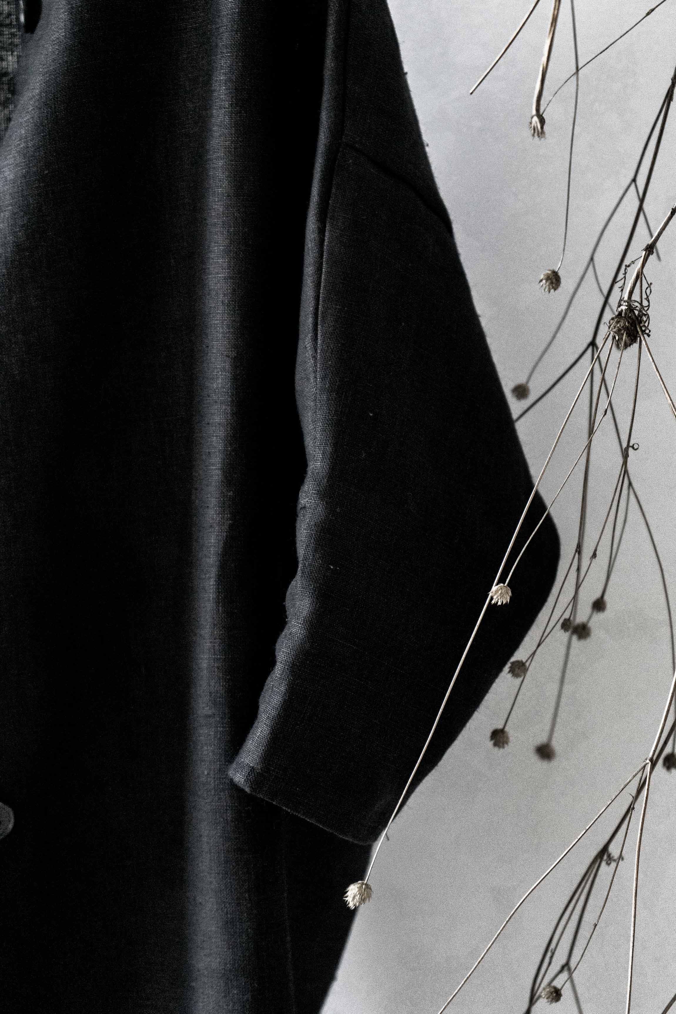 Old lovers linen trench