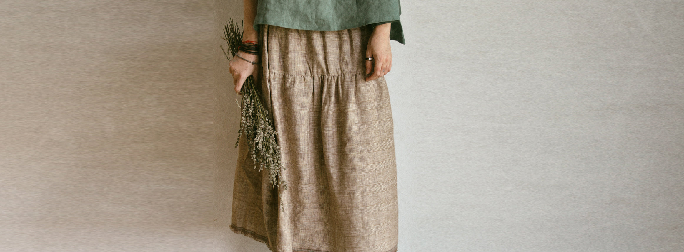 WOMEN'S SALES