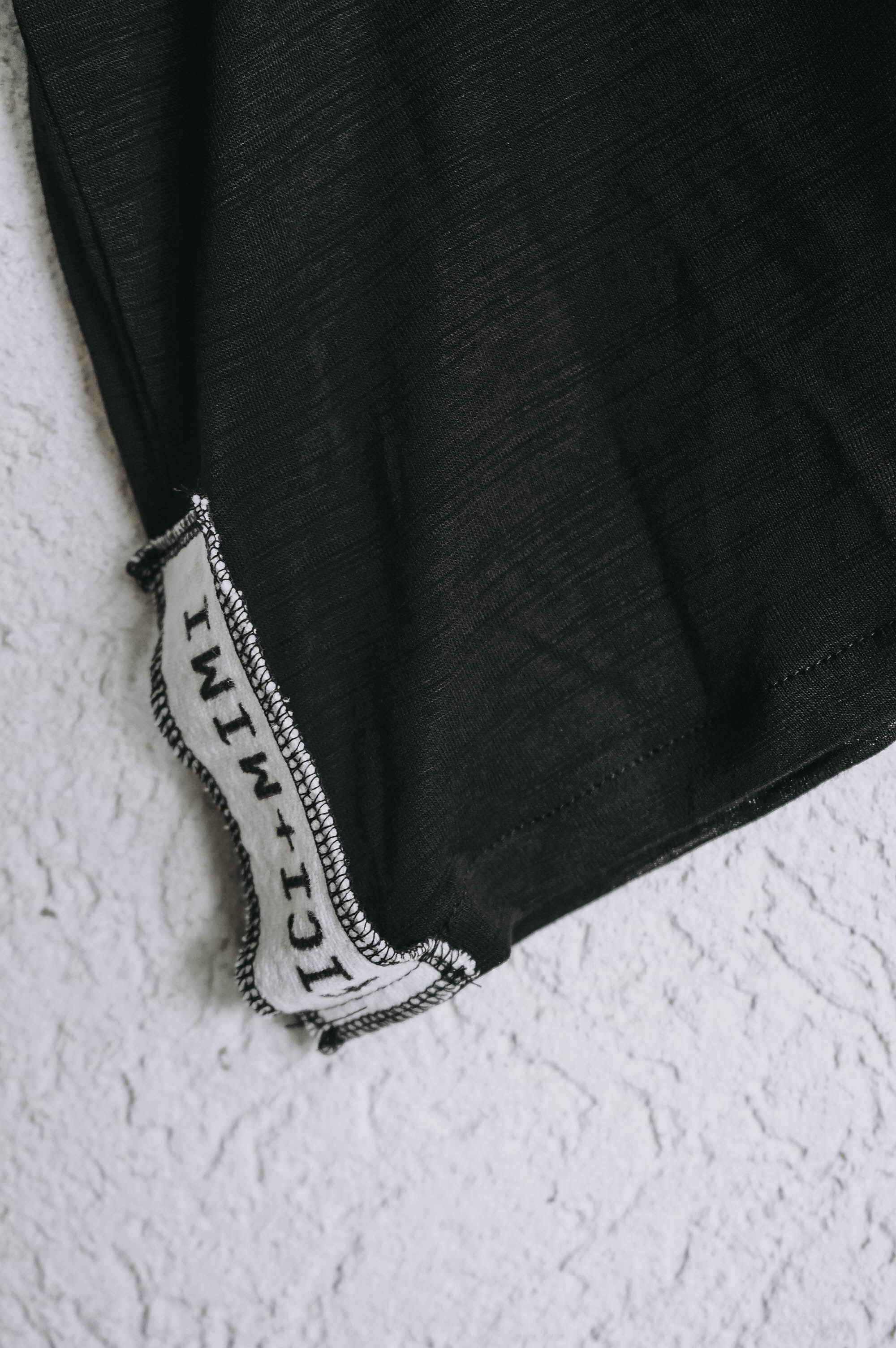 Item "Lost" Organic Cotton Top
