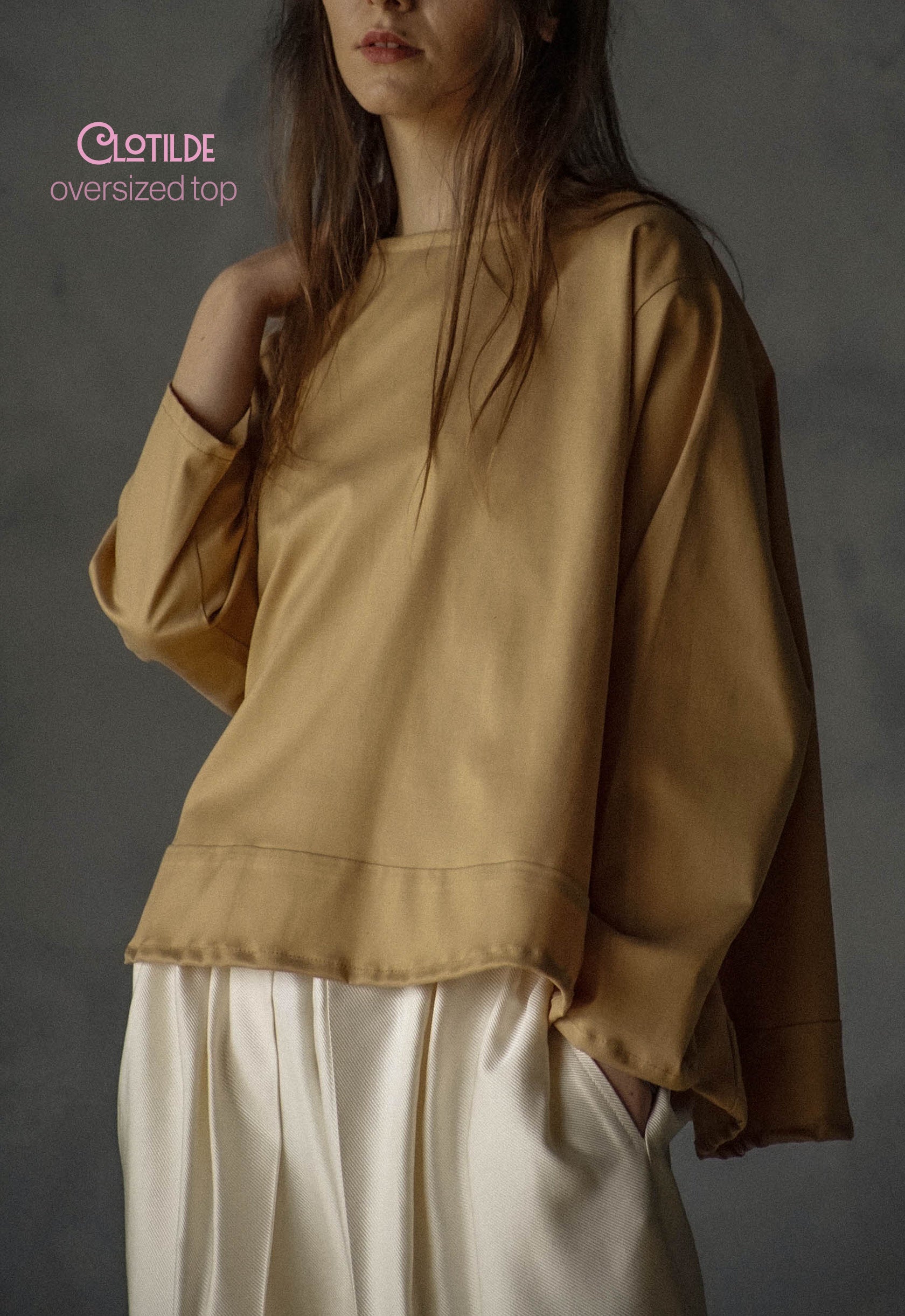 Clotide Oversized Top
