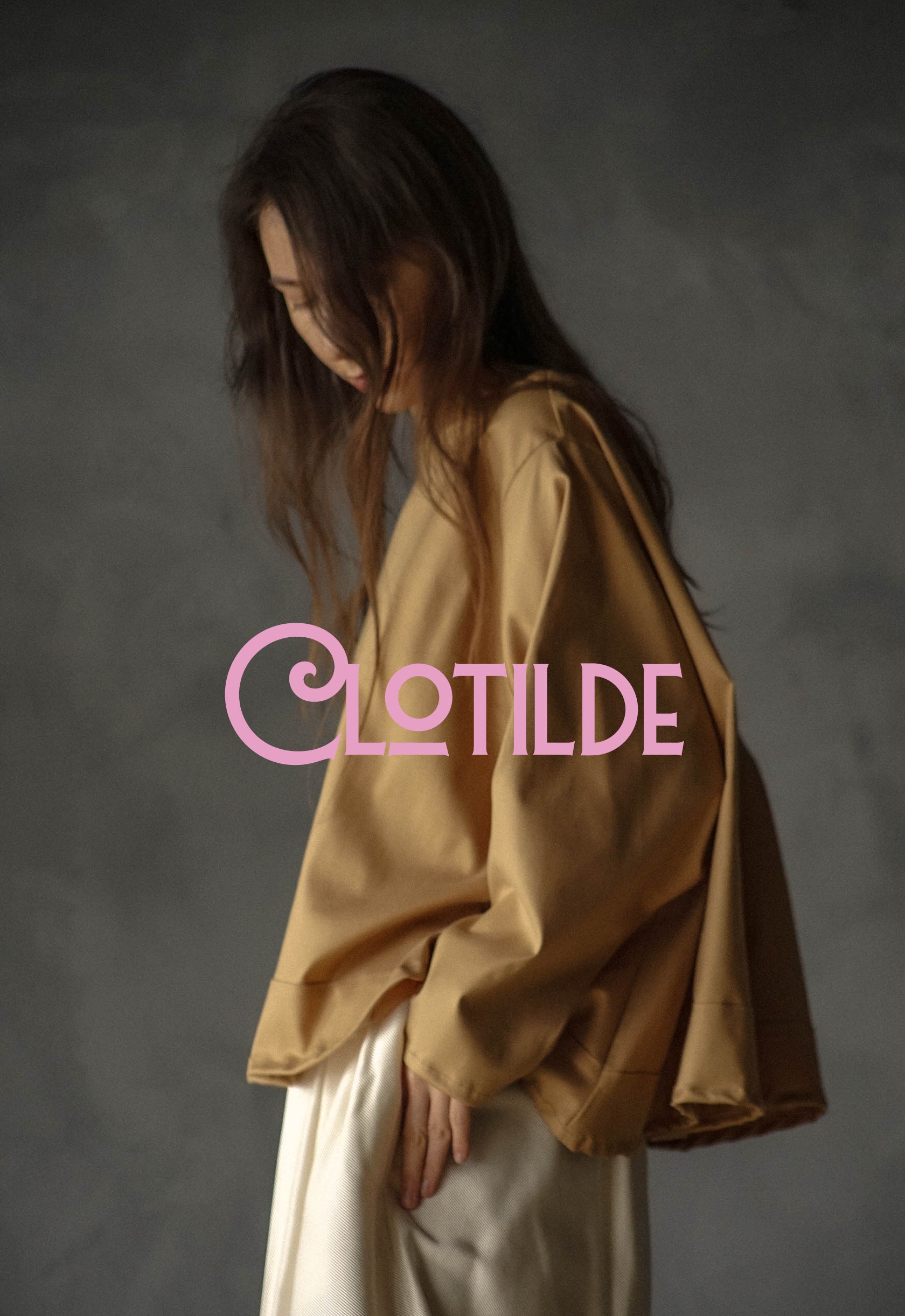Clotide Oversized Top