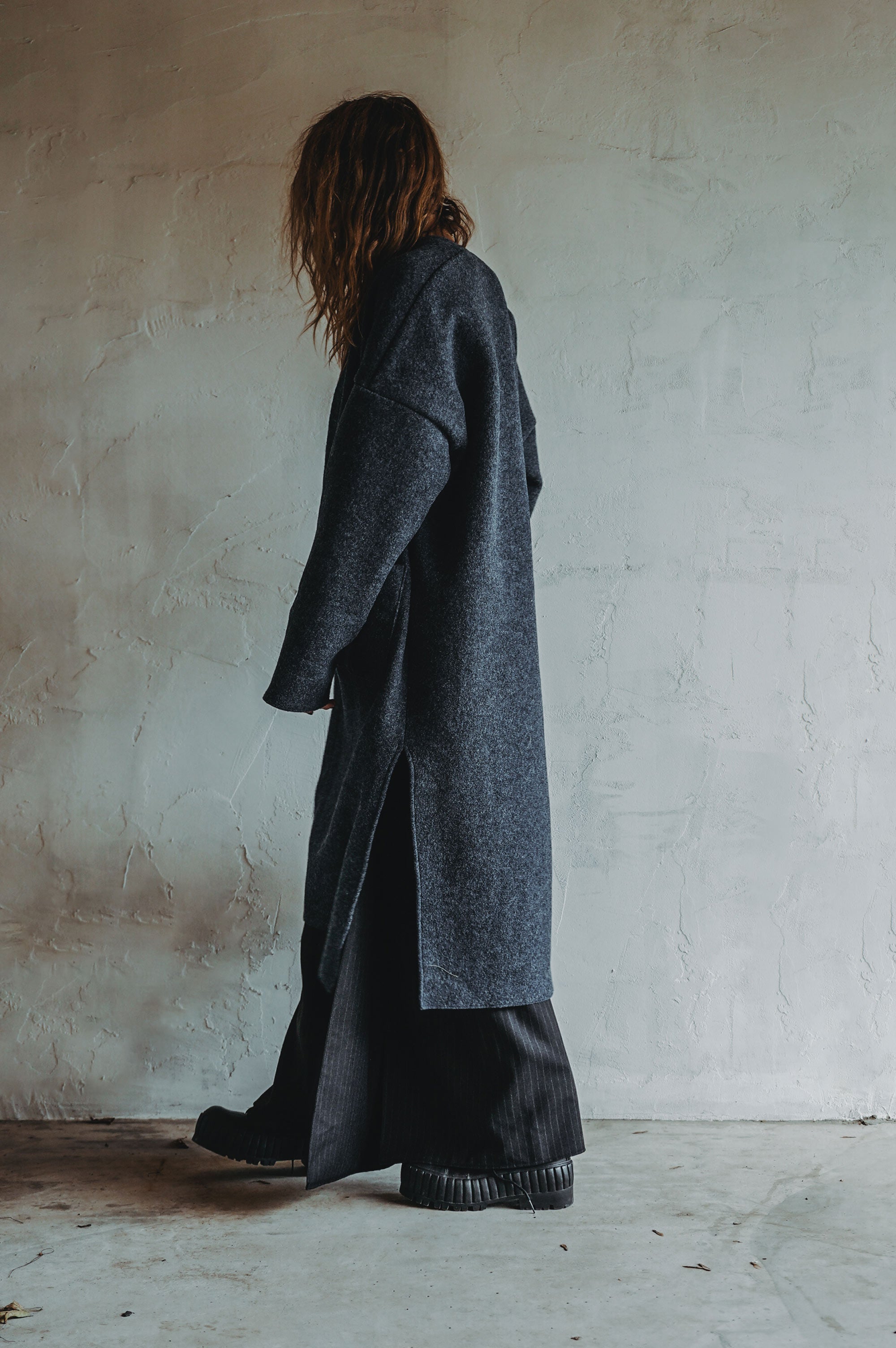 BOILED WOOL TRENCH (DARK BLUE)