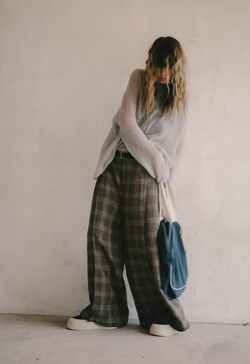 Drift Seam Pleated Trousers