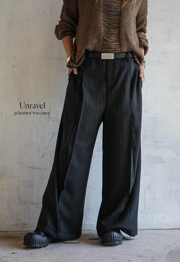 Unravel Pleated Trousers