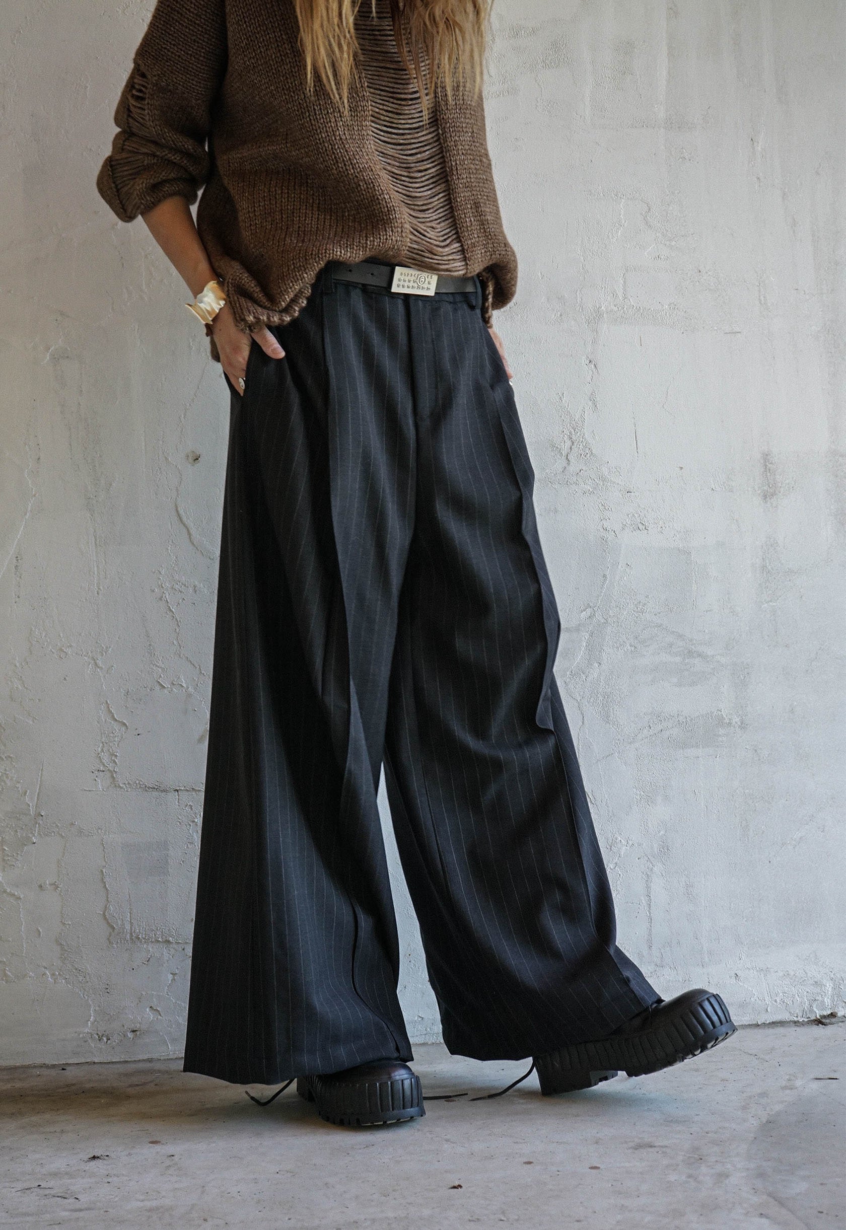 Unravel Pleated Trousers