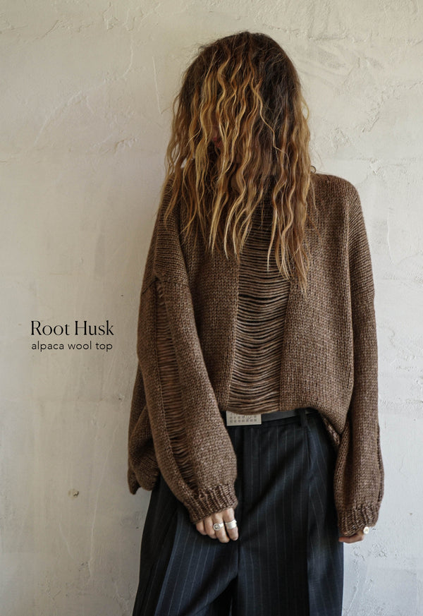 Root Husk Hand Knitted Top