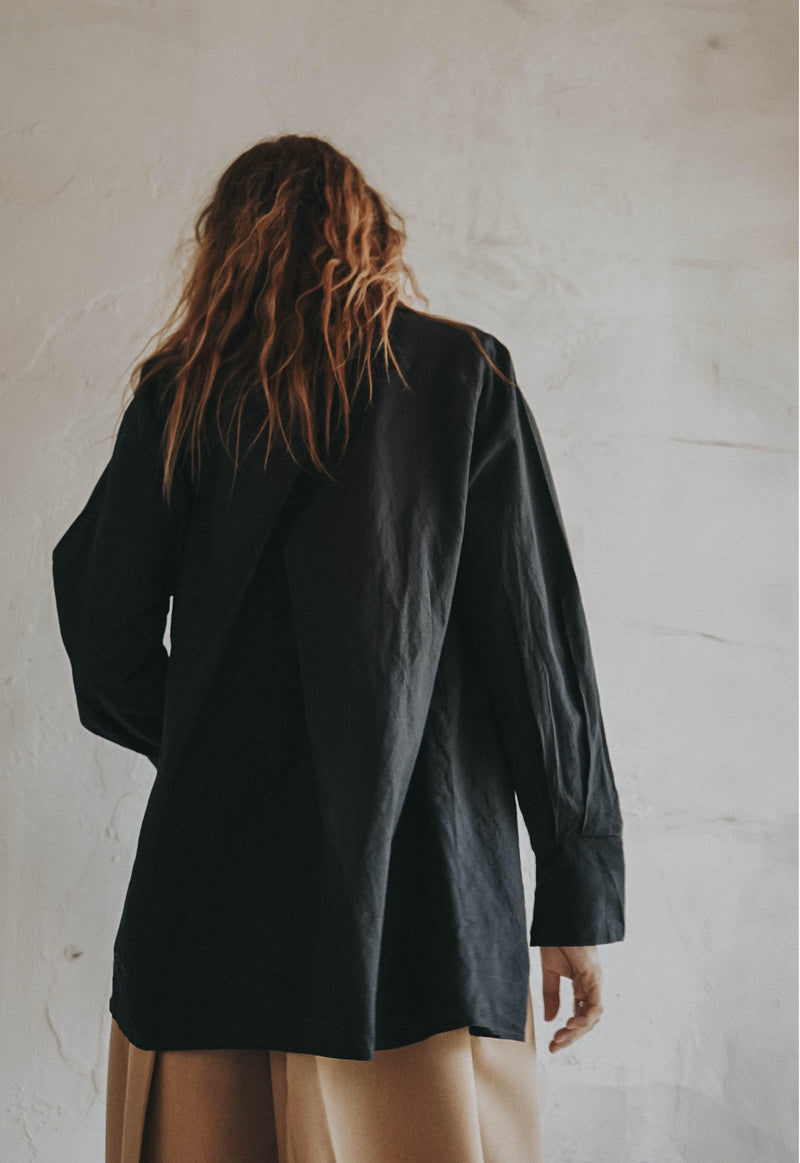 Wind Asymmetric Shirt