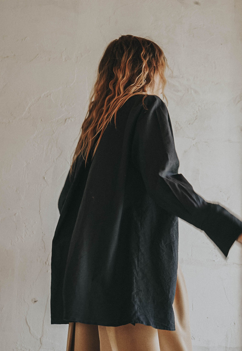 Wind Asymmetric Shirt