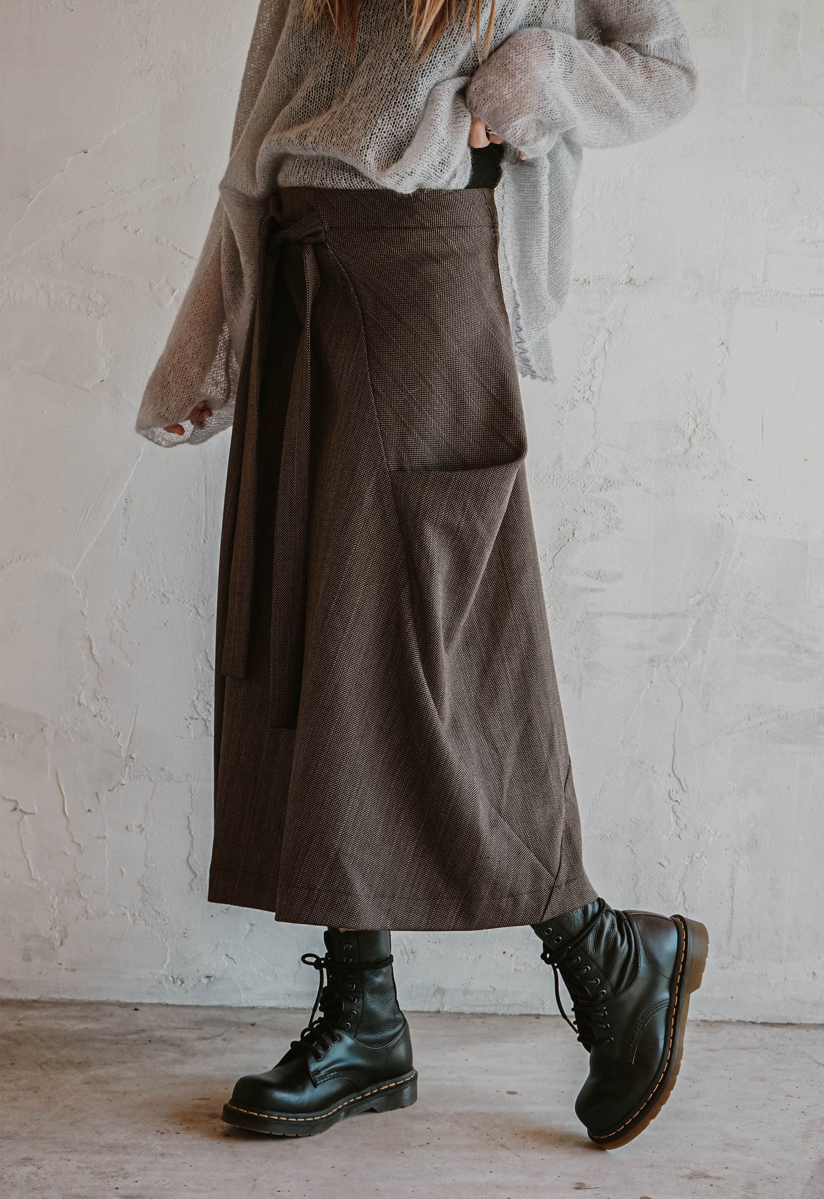 Autumn veil asymmetric skirt