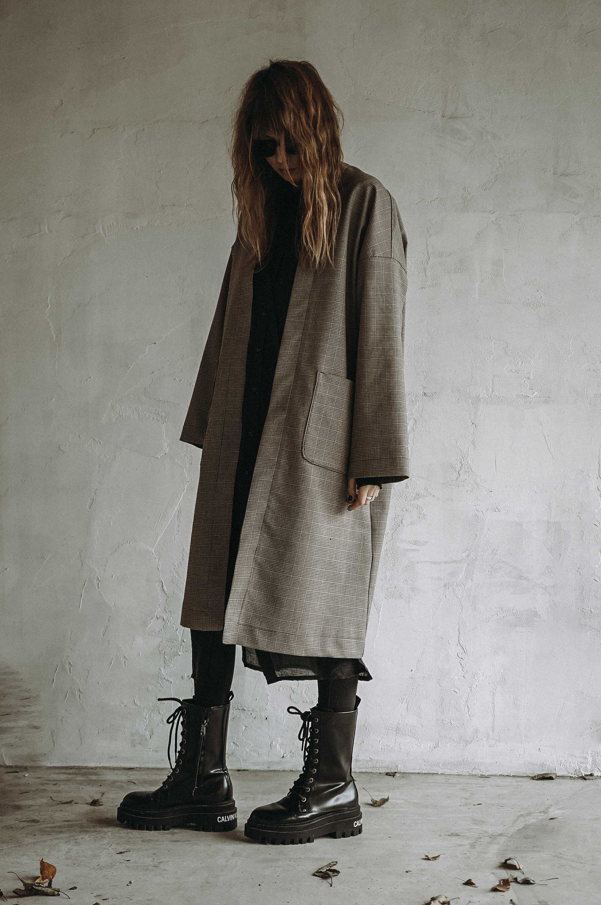 MAUN TRENCH