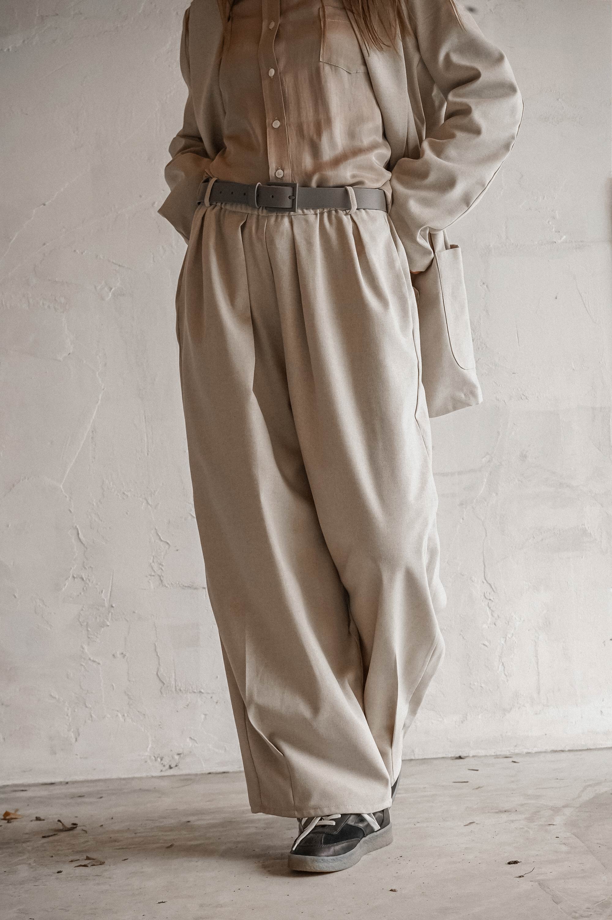 Soft Wool Pleated Trousers