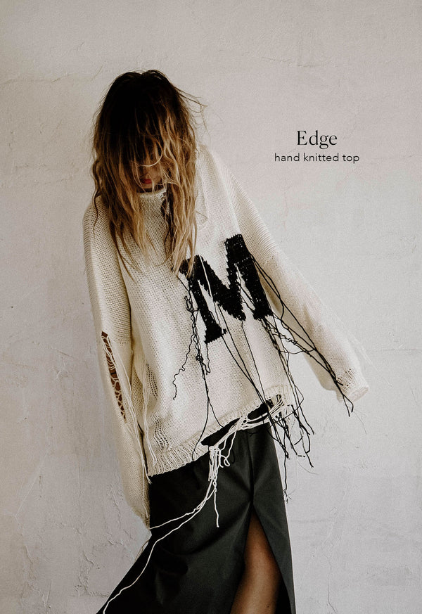 EDGE HAND KNITTED TOP