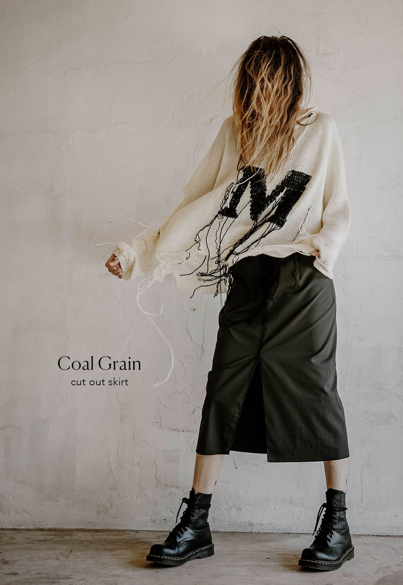 Coal Grain Skirt