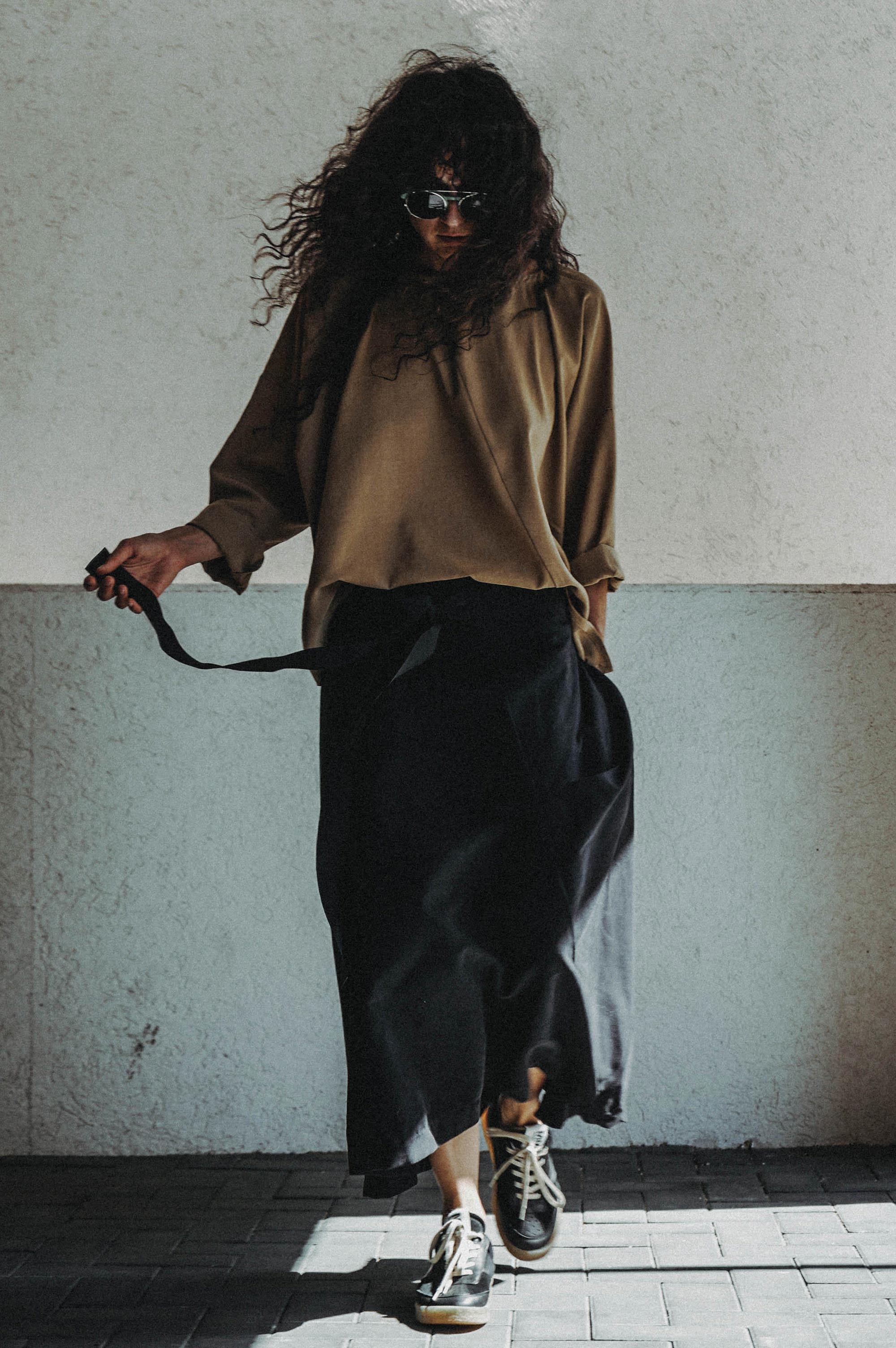 Disclosure Asymmetric Skirt