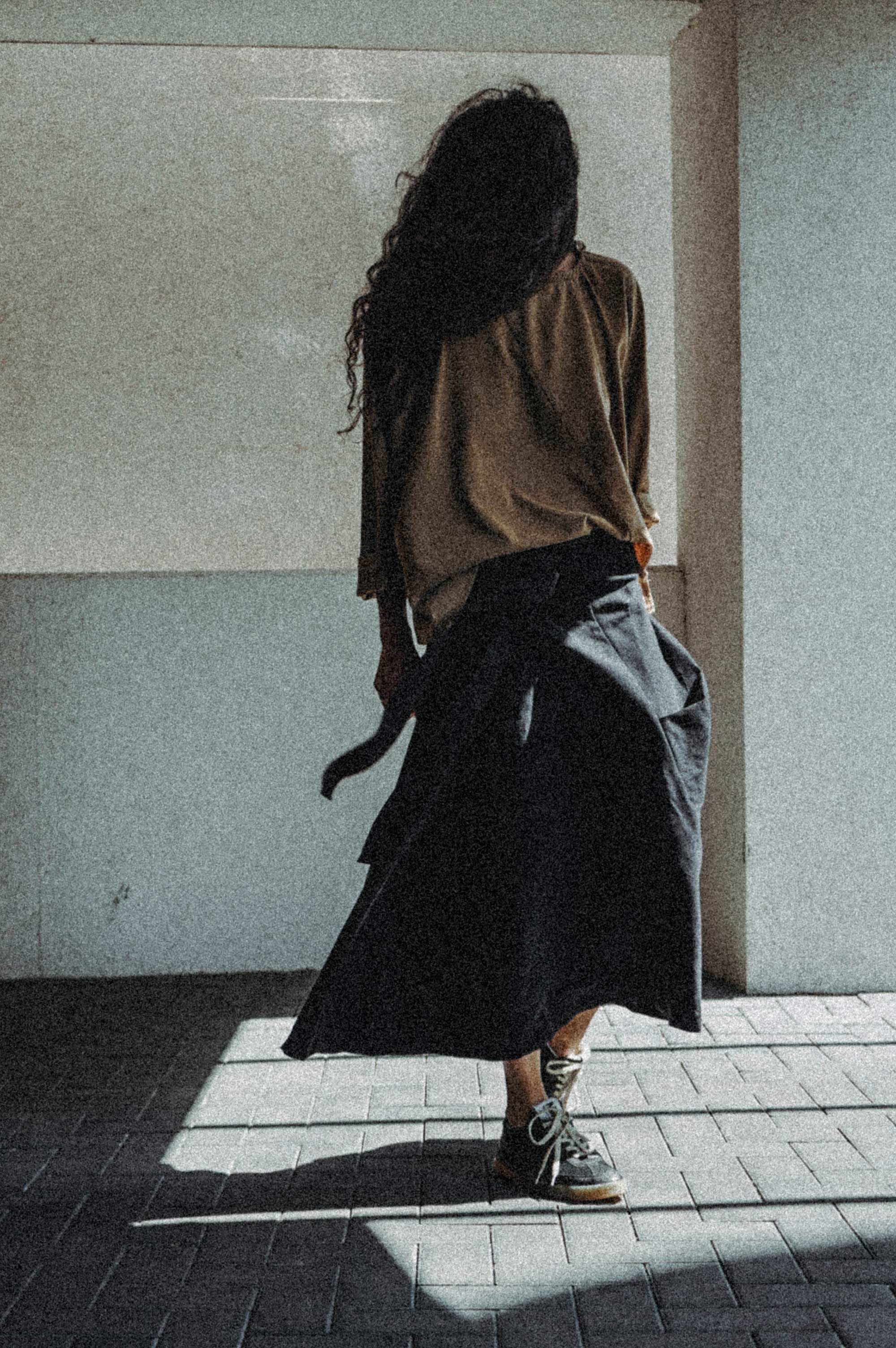Disclosure Asymmetric Skirt
