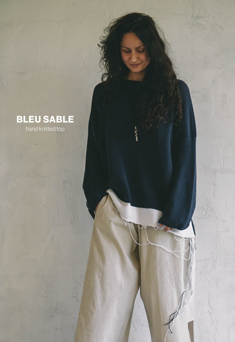 Bleu sable hand knitted top