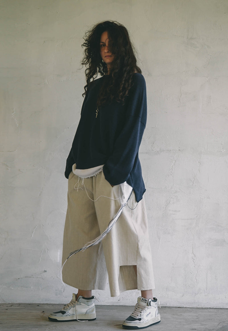 Bleu sable hand knitted top