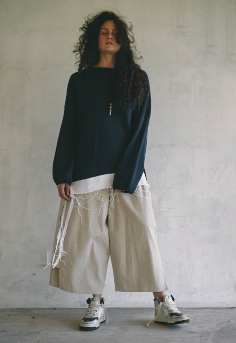 Bleu sable hand knitted top
