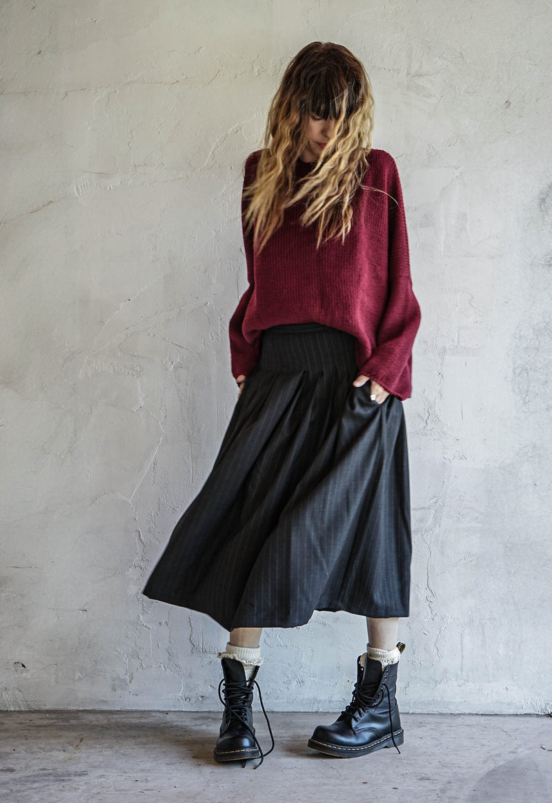 Shiver Line Skirt
