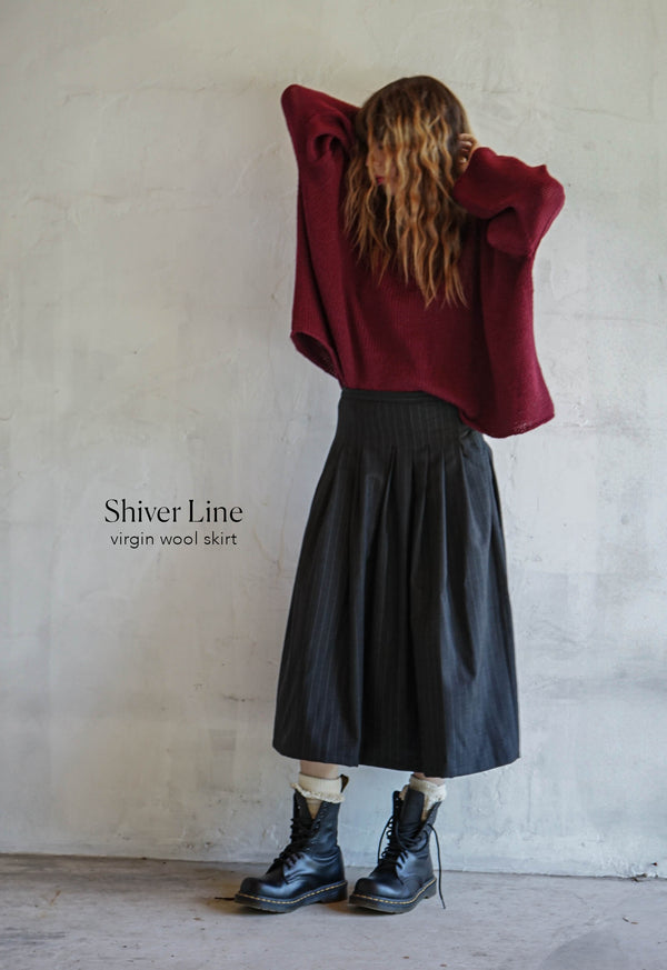 Shiver Line Skirt