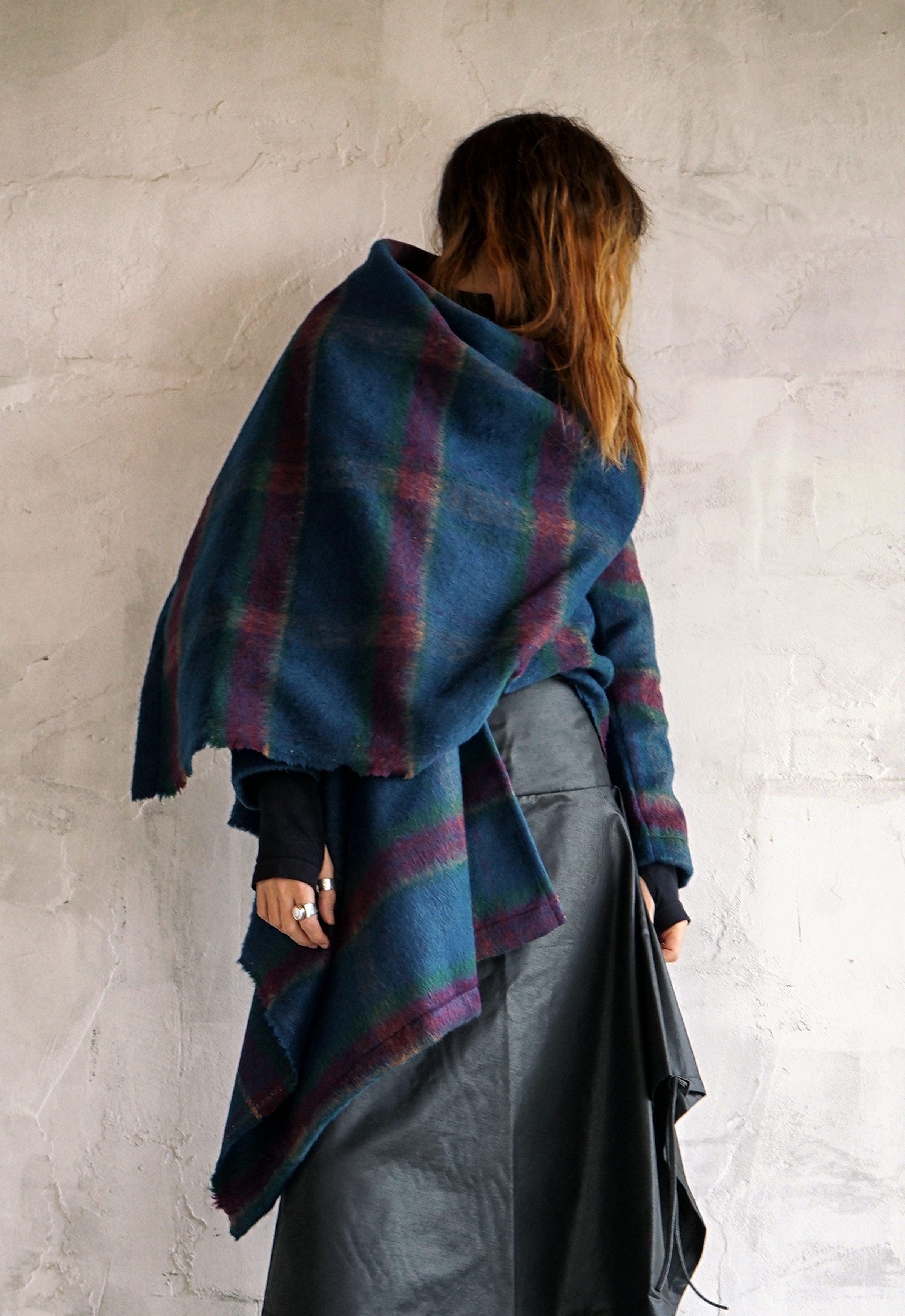 Wool Shawl (Midnight plaid)