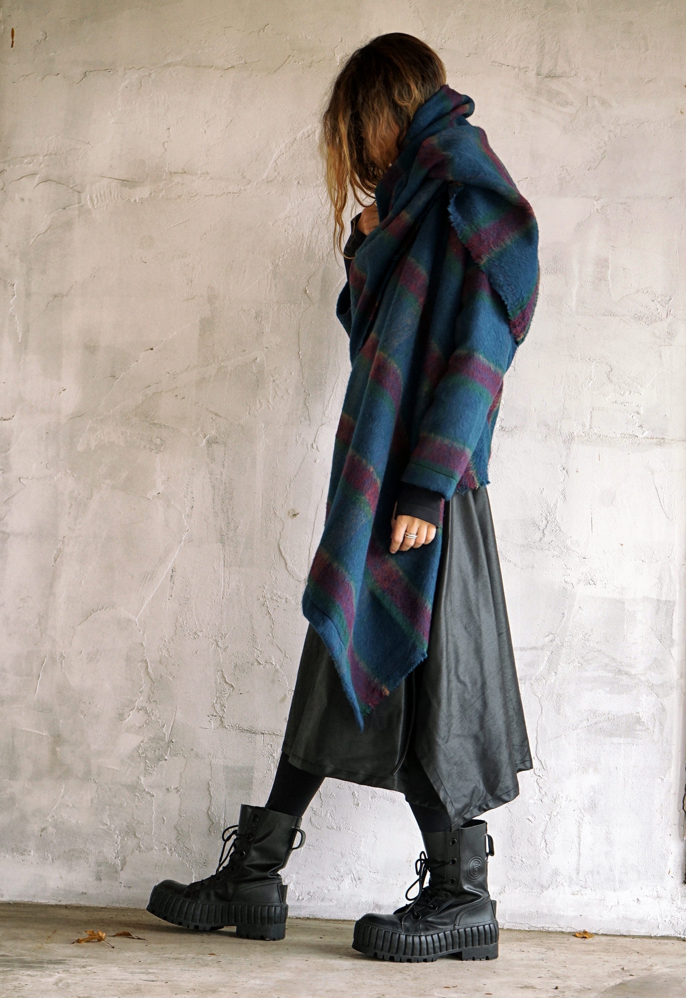 Wool Shawl (Midnight plaid)