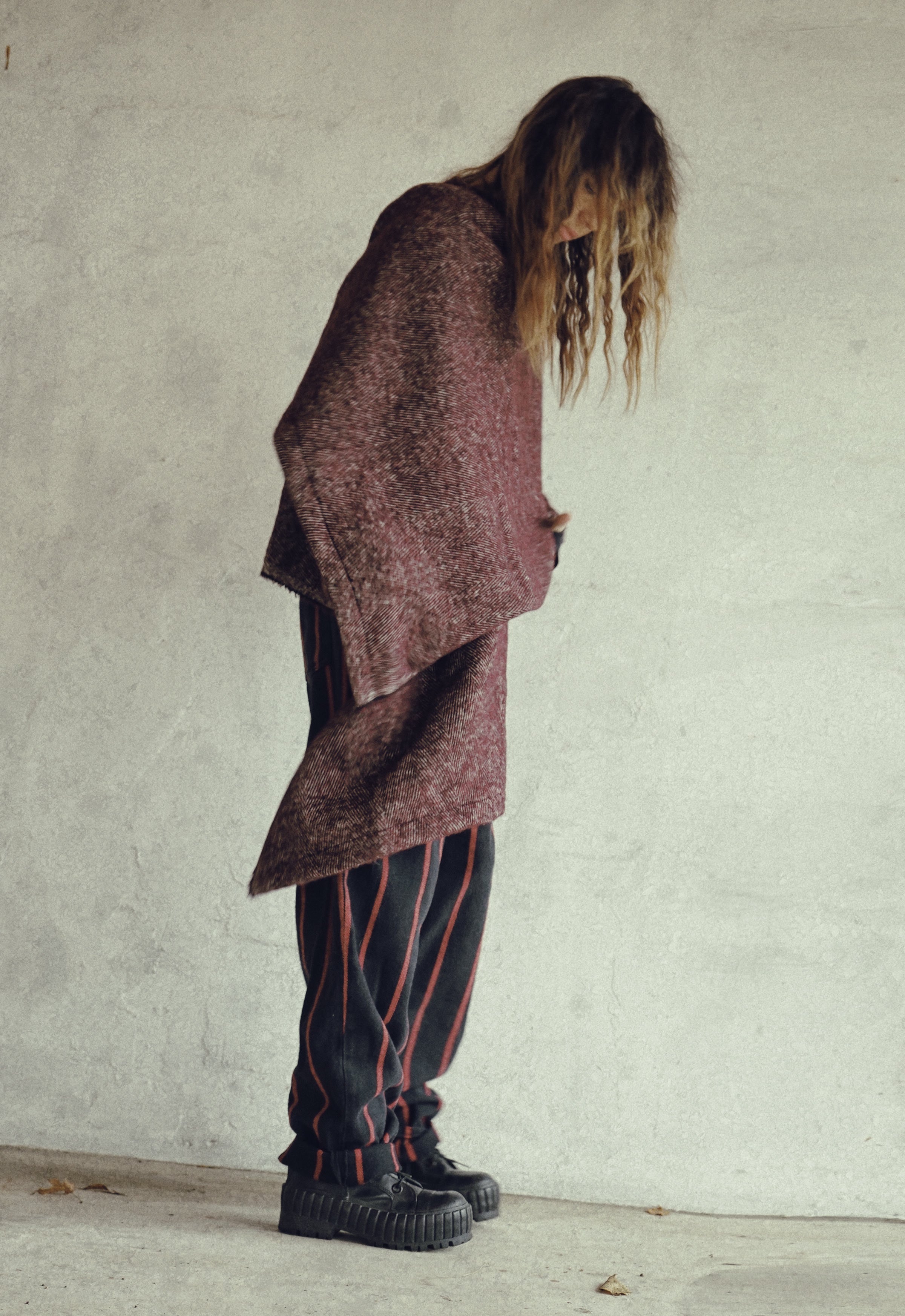 WOOL SHAWL (BURGUNDY)