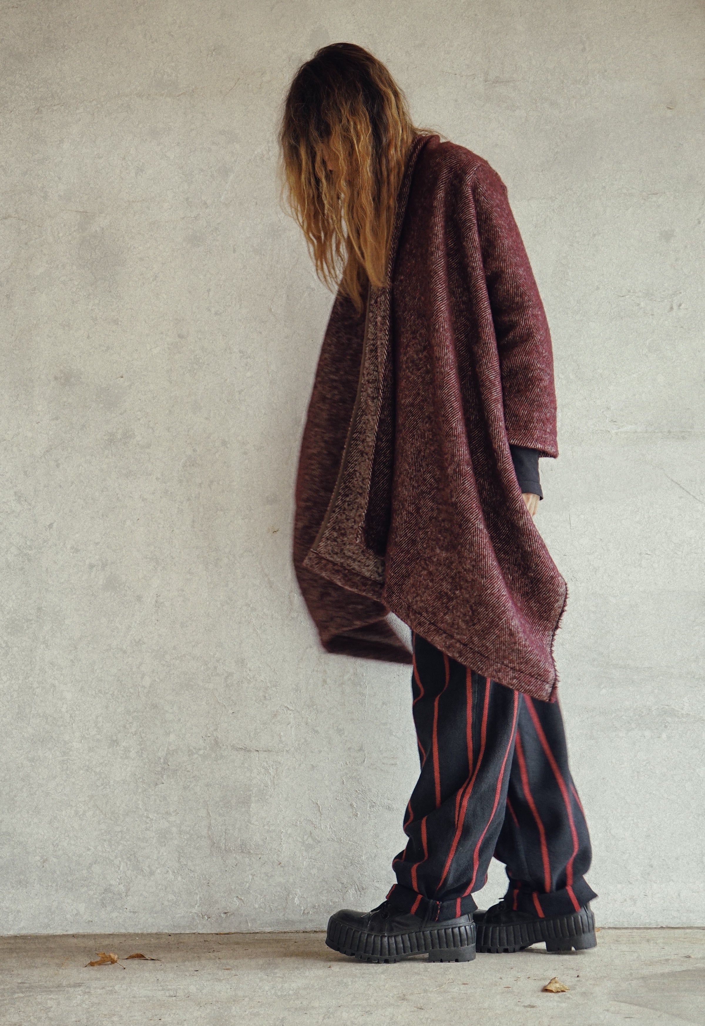 WOOL SHAWL (BURGUNDY)