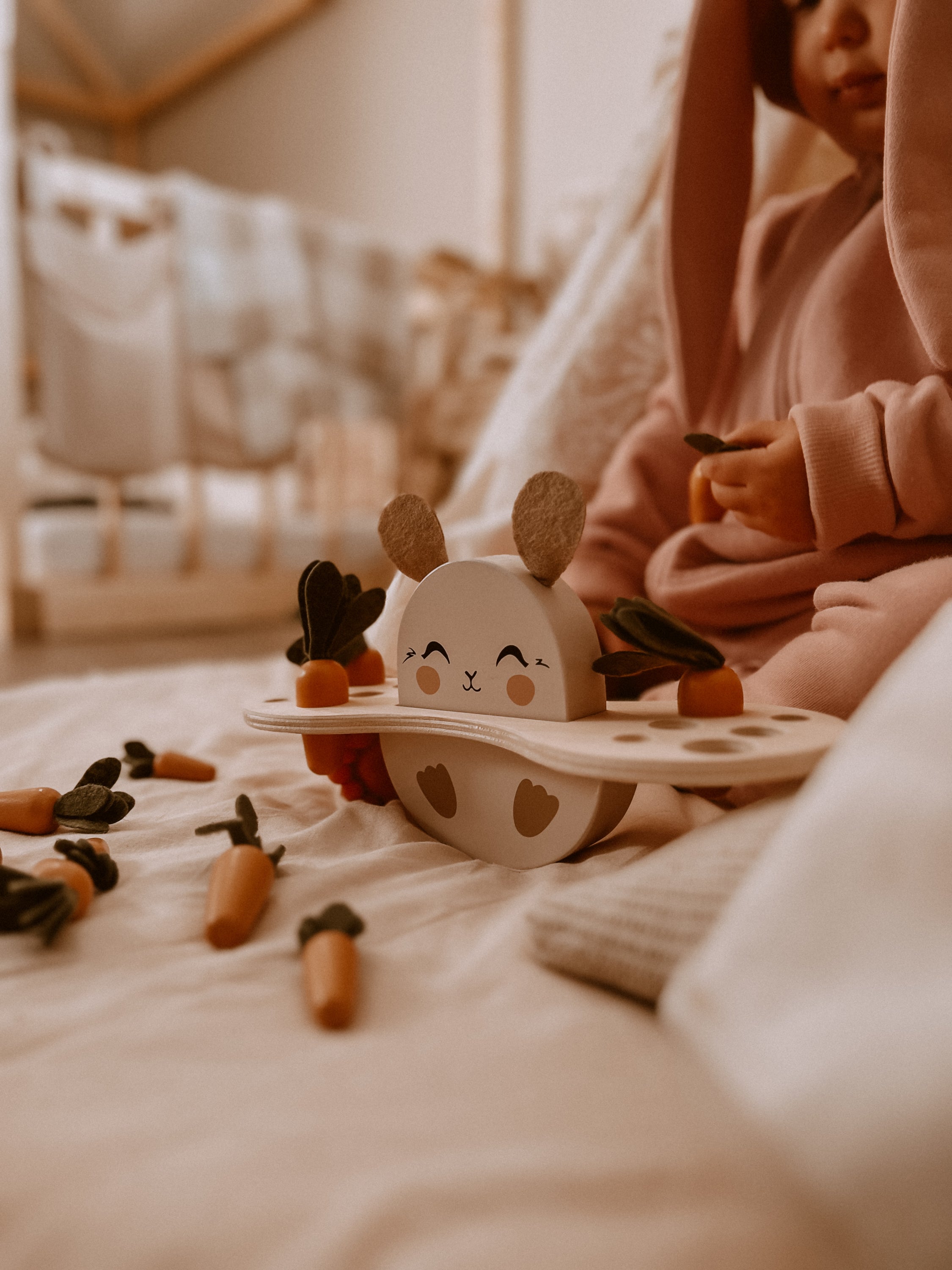 Bunny Balance - Wood puzzle
